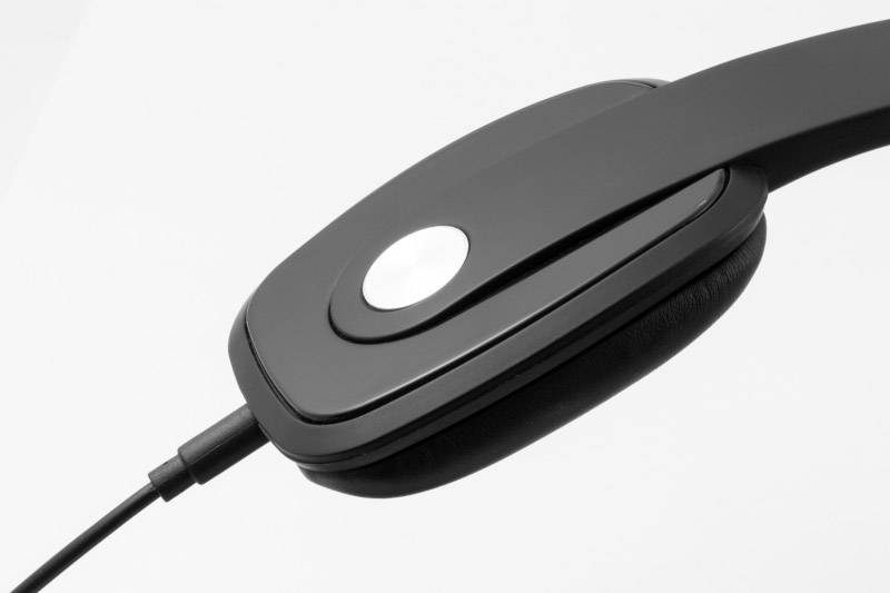 Technaxx BT-X27 Bluetooth®, kabelgebunden HiFi Kopfhörer Over Ear Faltbar, FM-Radio Schwarz