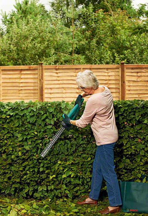 Bosch Home and Garden EasyHedgeCut 12-35 Akku Heckenschere inkl. Akku, inkl. Ladegerät 12V Li-Ion 350mm