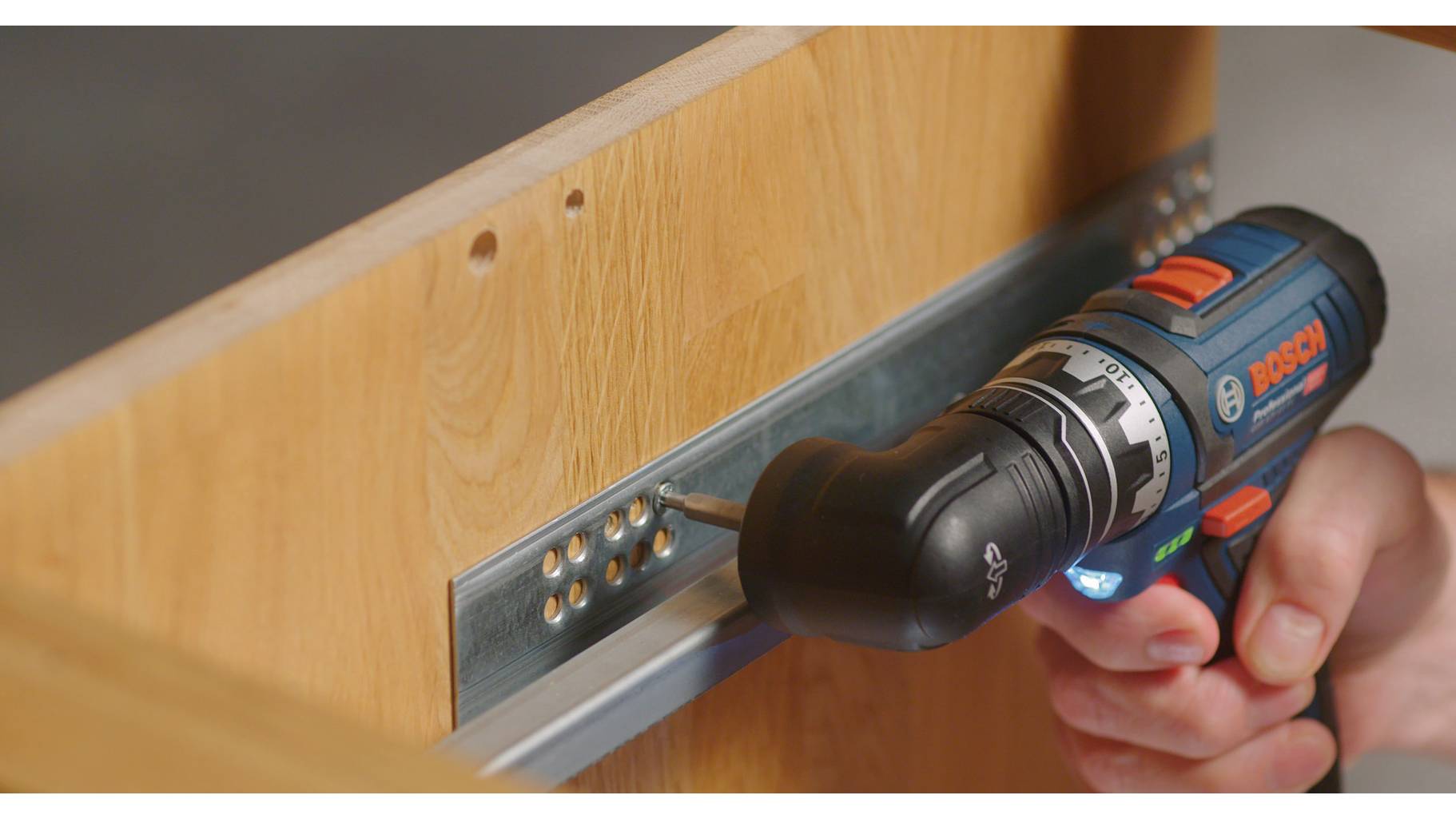 Bosch Professional GSR 12V-15 FlexiClick 06019F6000 Akku-Bohrschrauber 12V 2Ah Li-Ion inkl. 2 06019f6000 bosch