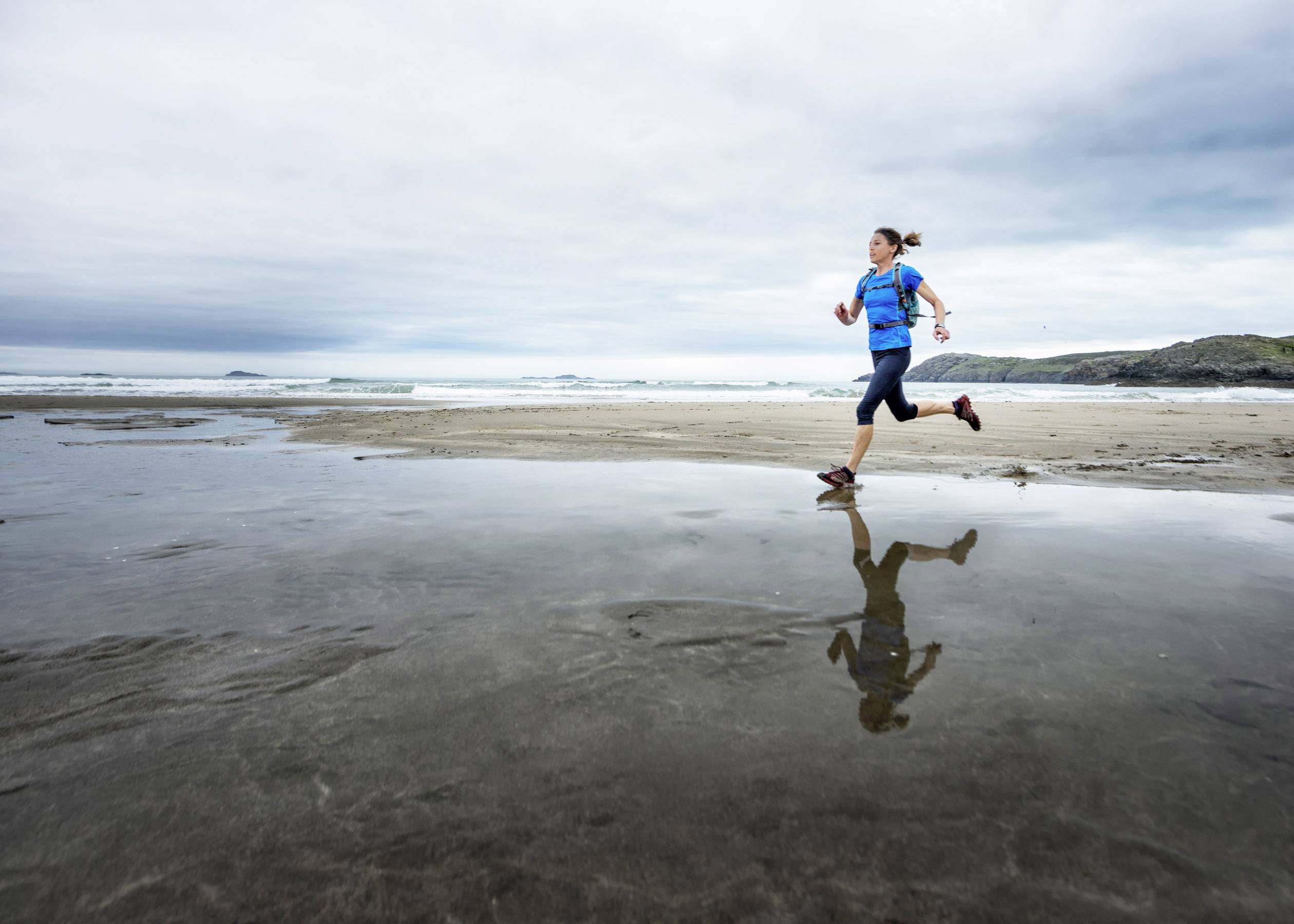 SanDisk  MP3-Player 16 GB Rot Befestigungsclip, Bluetooth®, Wasserdicht