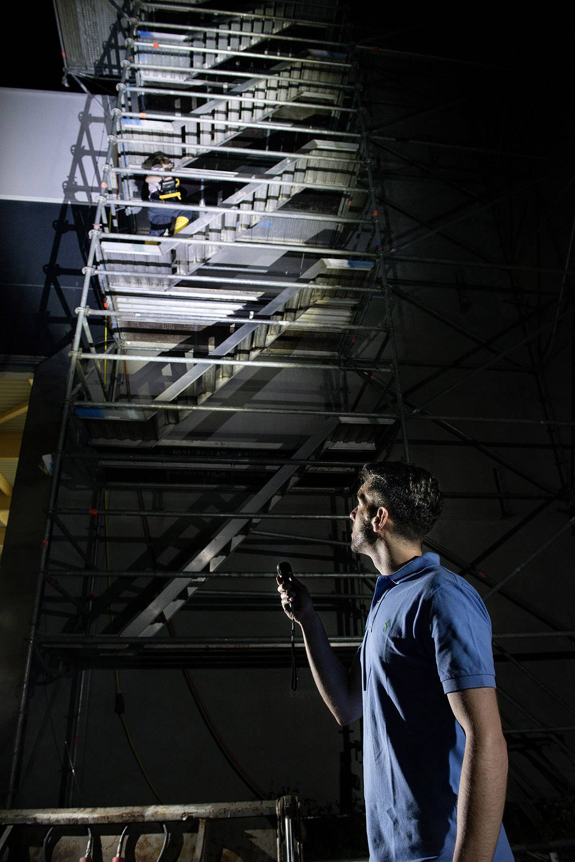 Brennenstuhl LuxPremium TL 450AF LED Taschenlampe mit Handschlaufe akkubetrieben 450 lm 2 h 200 g