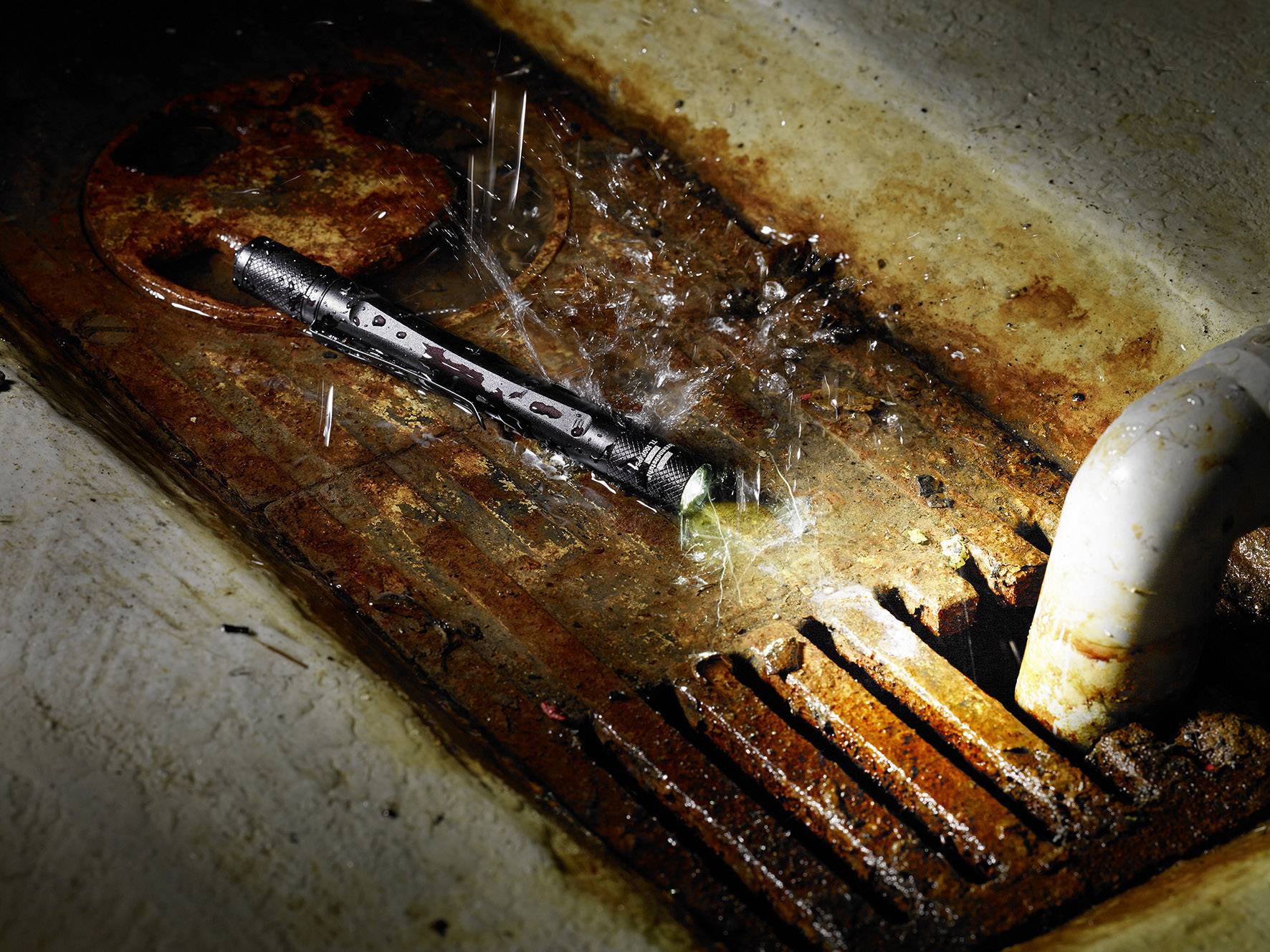 Brennenstuhl 1178600051 LuxPremium TL 100F Penlight batteriebetrieben 146 mm