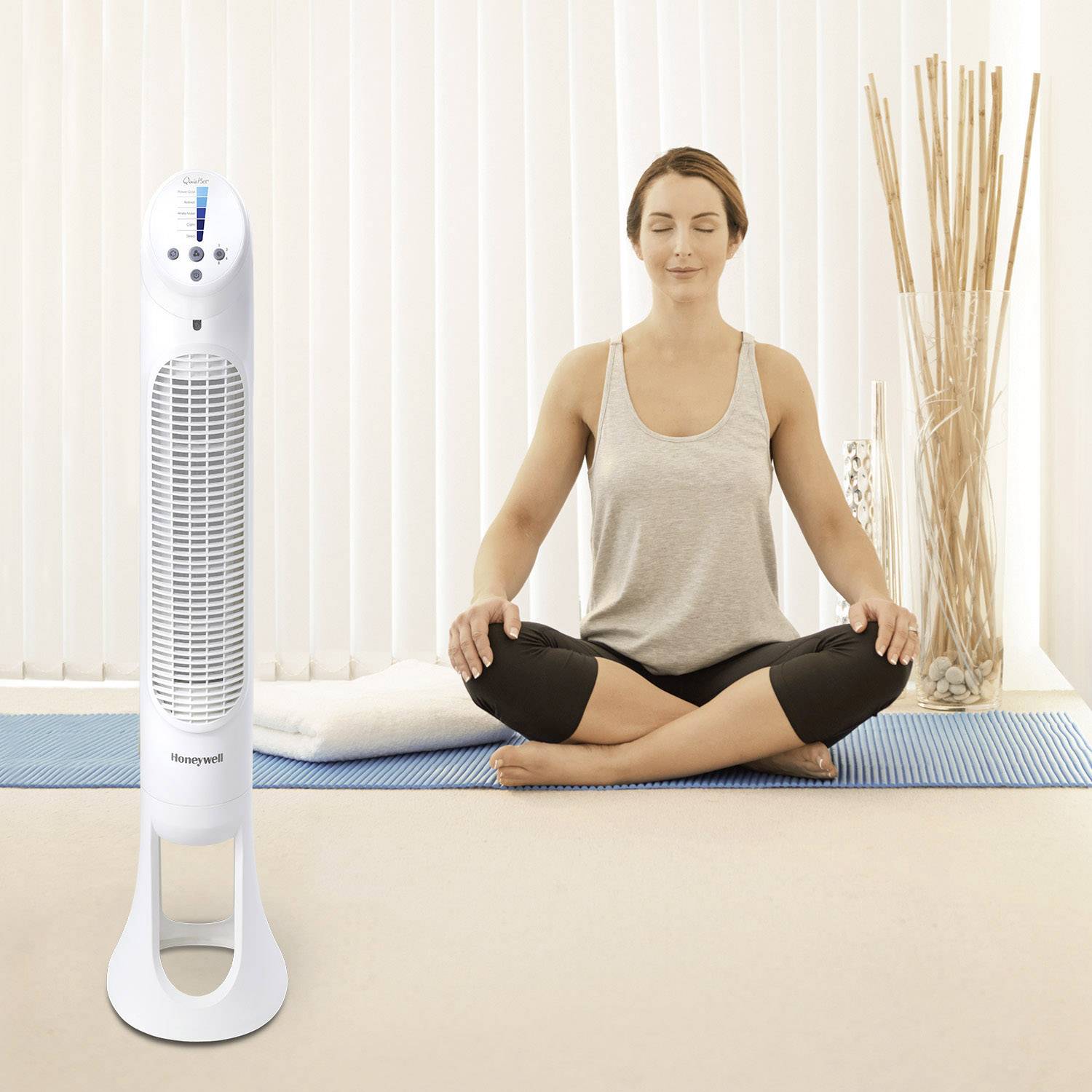 Honeywell HYF260E4 Turmventilator 23W (Ø x H) 25cm x 1020mm Weiß LED-Display, Dimmbar, mit Fernbedienung, Oszillierend, Timer