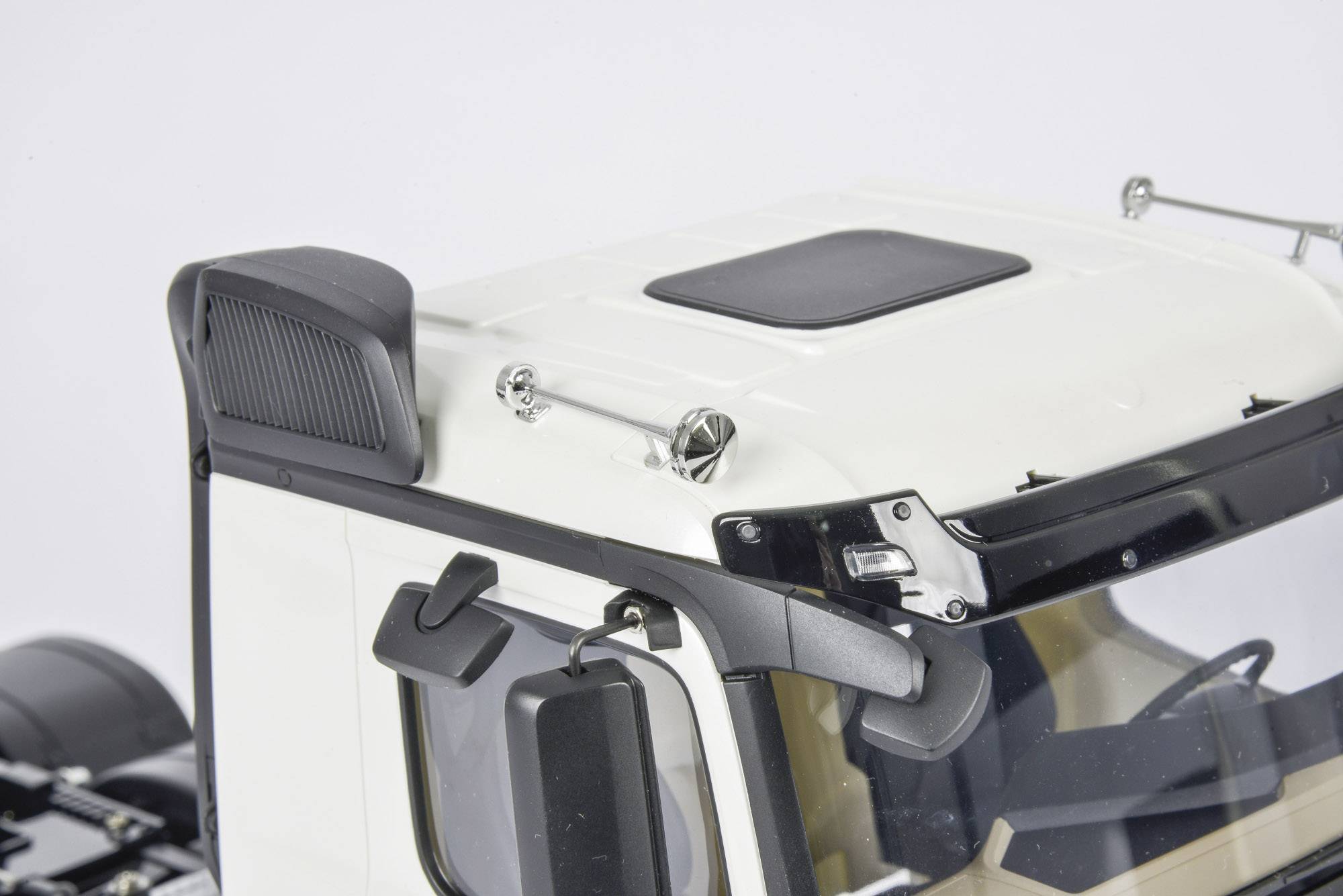 Tamiya 56352 Mercedes-Benz Arocs 3363 6x4 1:14 Elektro RC Modell-LKW Bausatz