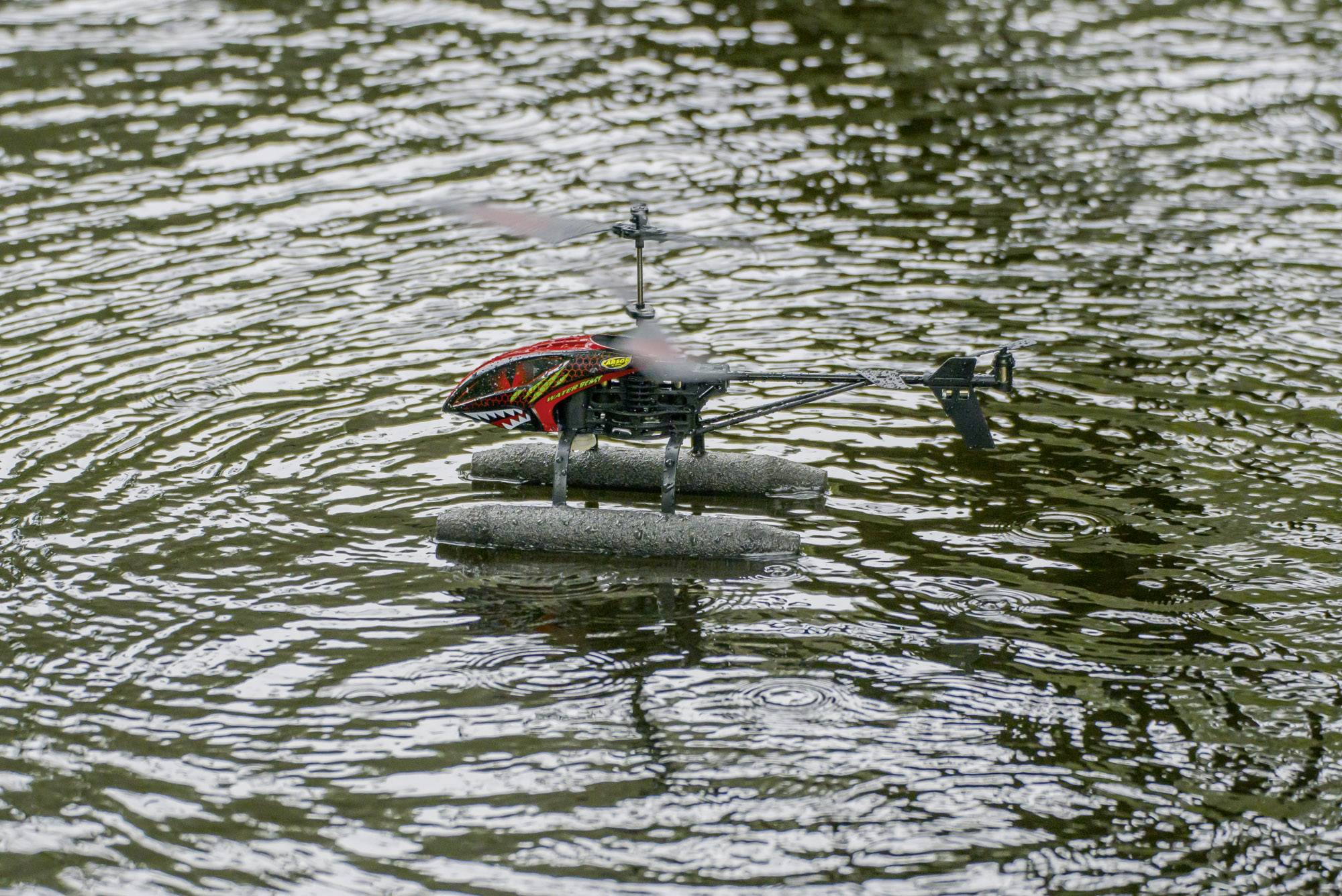 Carson RC Sport Easy Tyrann 235 Waterbeast RC Einsteiger Hubschrauber RtF