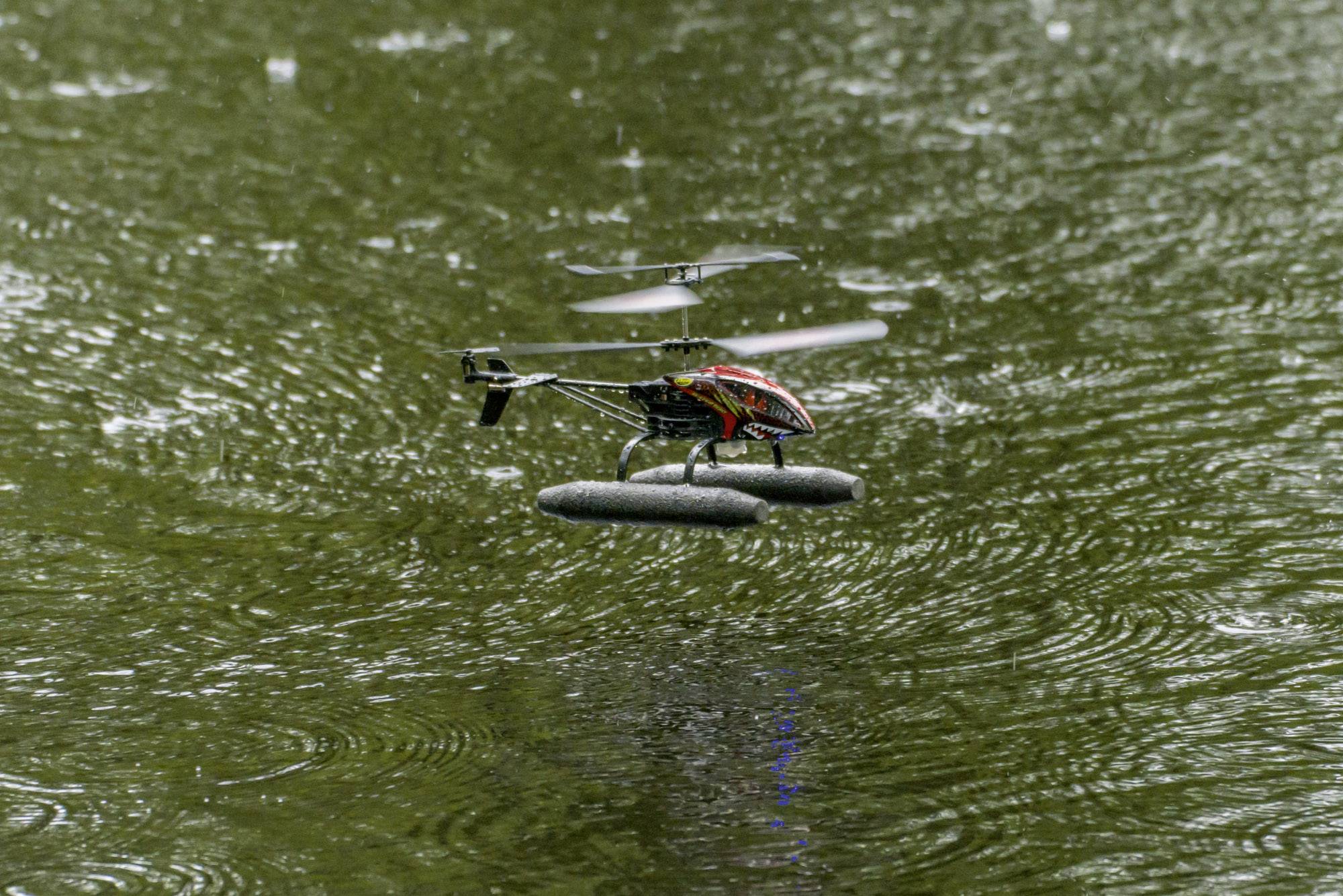 Carson RC Sport Easy Tyrann 235 Waterbeast RC Einsteiger Hubschrauber RtF