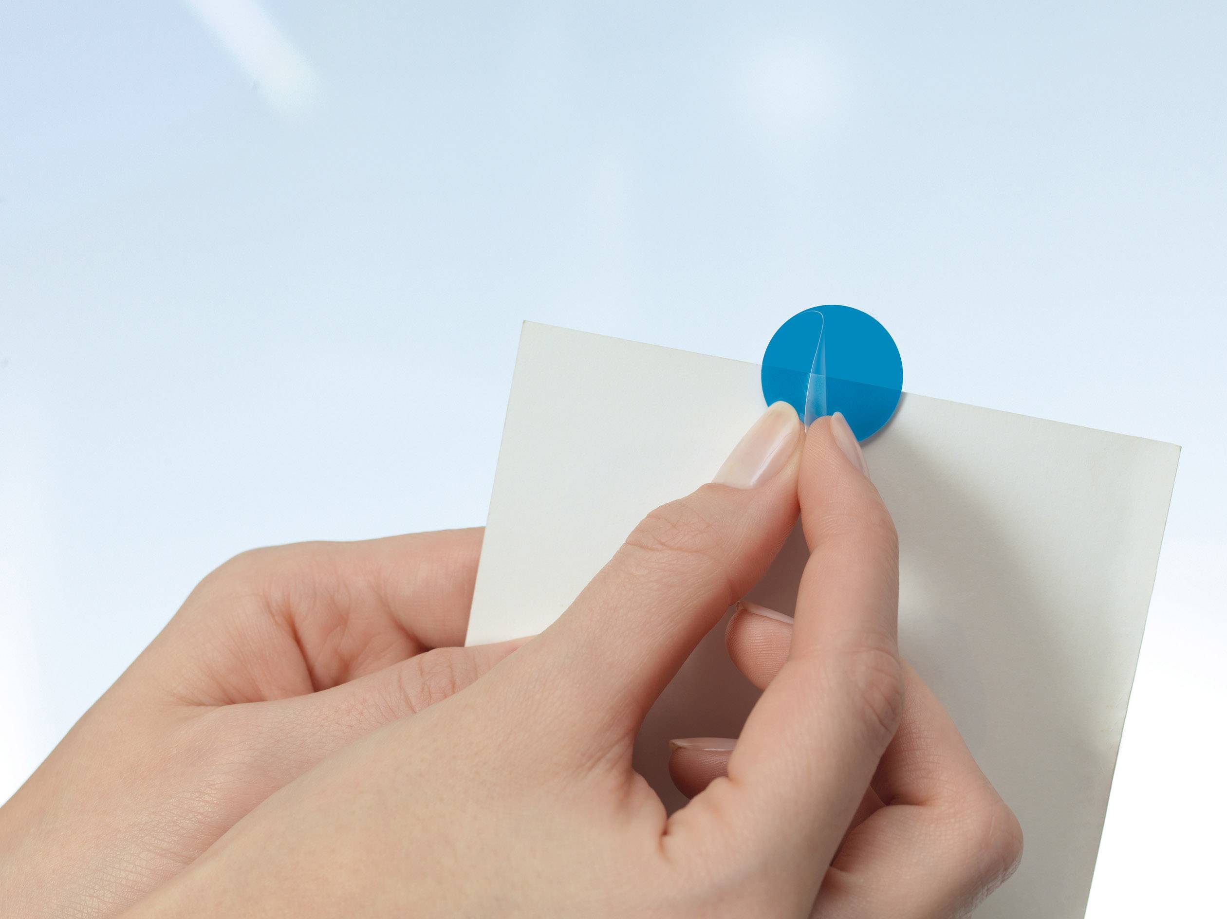 TESA TACK Doppelseitige Klebepads Blau Inhalt: 9St.