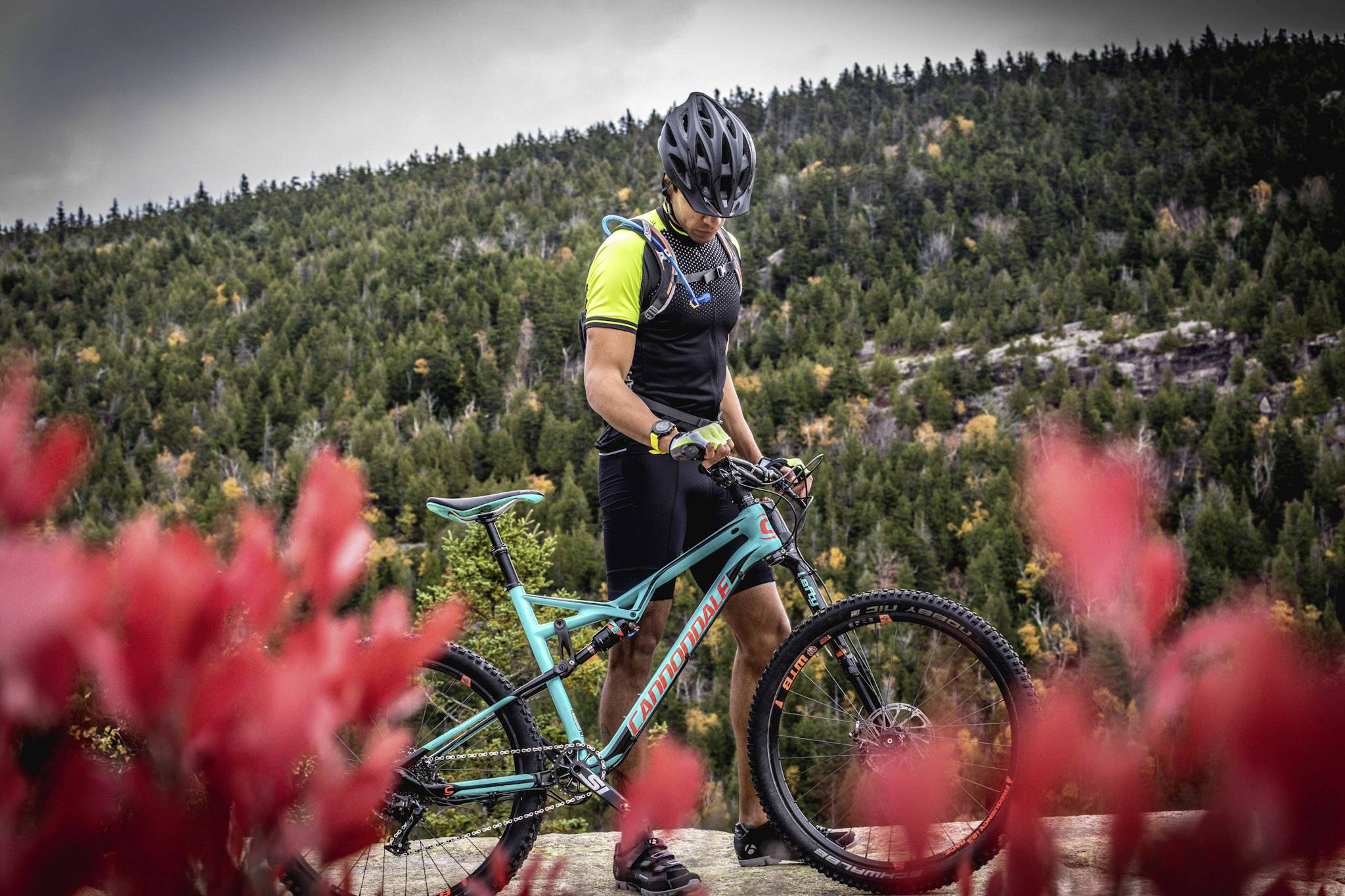 Garmin Smartwatch Weiß