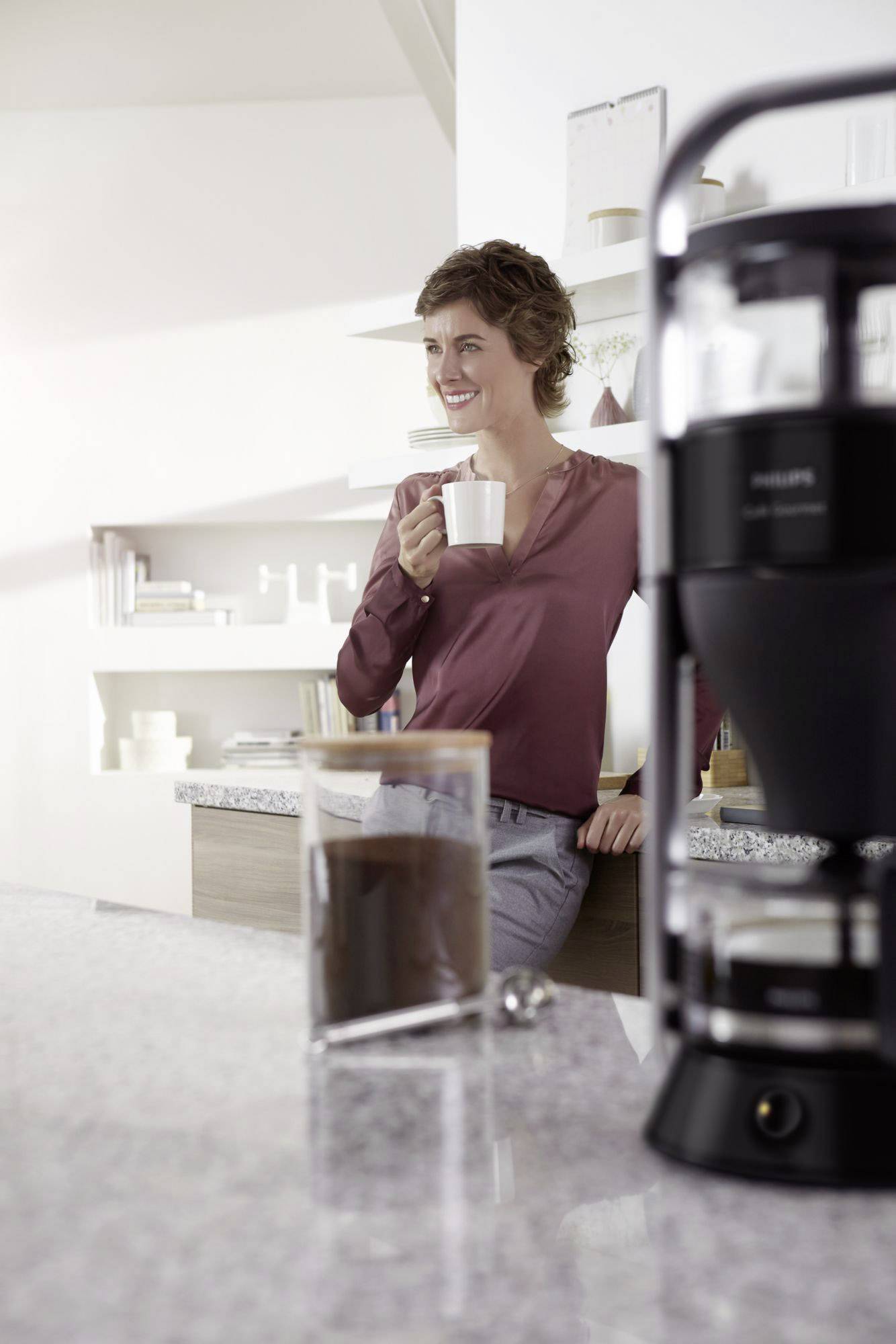 Philips Home Kaffeemaschine Schwarz Fassungsvermögen Tassen=12