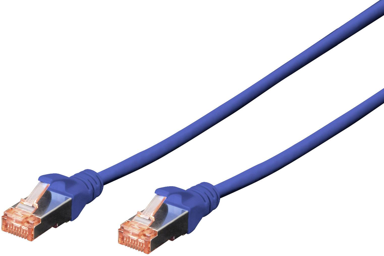 Zwei blaue Ethernet-Kabel mit transparenten Steckern. Sie sind in einem leichten Bogen nebeneinander platziert auf weißem Hintergrund.