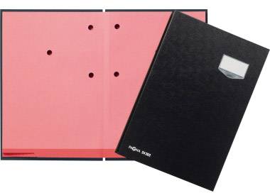 Ein geschlossener und ein geöffneter Aktenordner auf weißem Hintergrund. Der geöffnete Ordner ist rot mit Löchern, der geschlossene schwarz.