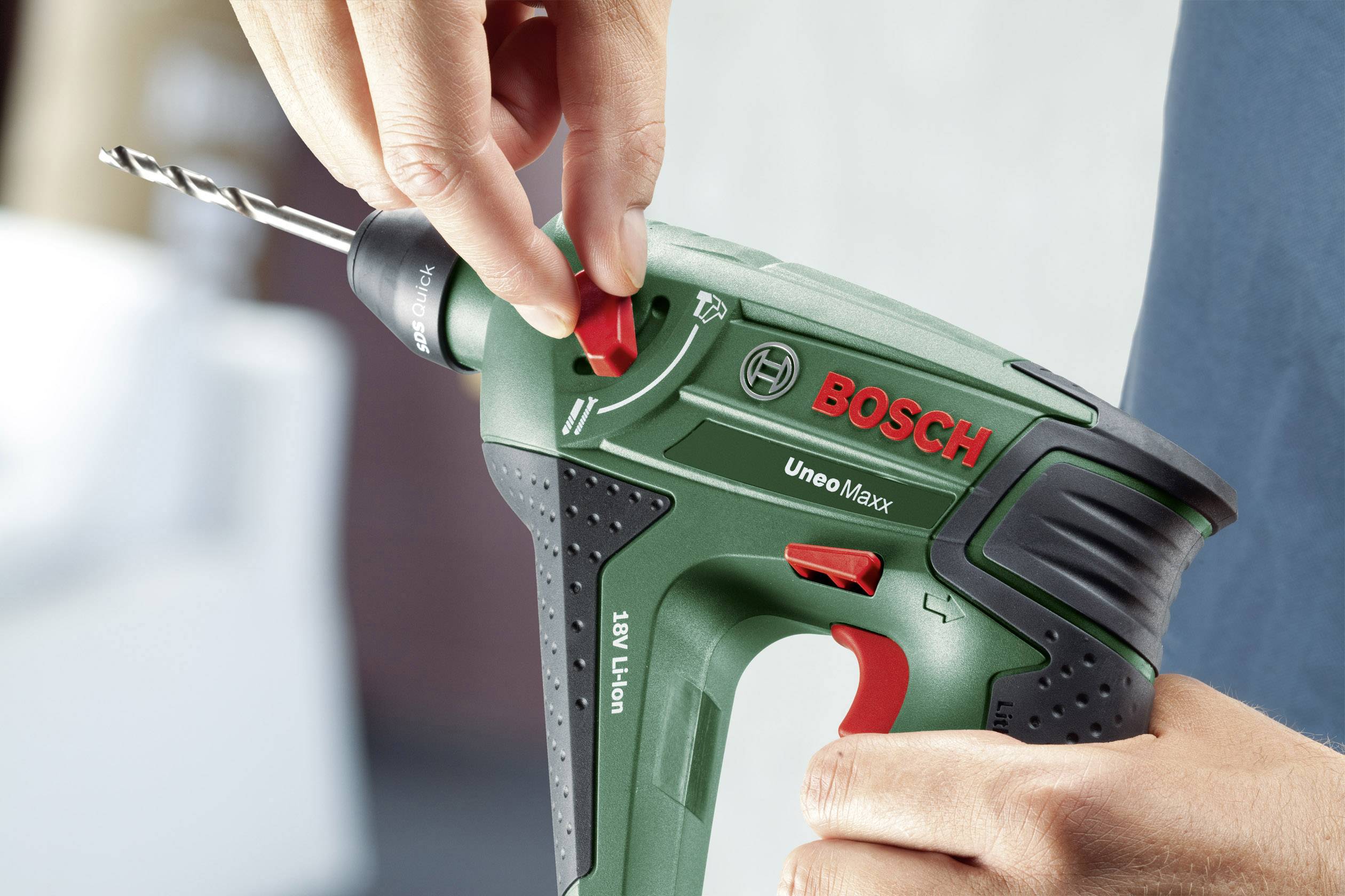 Bosch Home and Garden Uneo Maxx SDS-Quick-Akku-Bohrhammer 18V 2.5Ah Li-Ion inkl. 2. Akku, inkl. Koffer