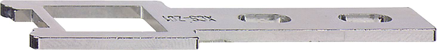 Metallischer Schlüssel mit rechteckiger Aussparung, flankiert von zwei runden Löchern. Eignung unklar, möglicherweise technisches Werkzeug.