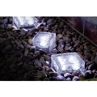 Polarlite Solar-Dekoleuchte Eiswürfel (B x H x T) 100 x 50 x 100mm LED 0.16W Kalt-Weiß 1St. Polarlite Solar-Dekoleuchte Eiswürfel (B x H x T) 100 x 50 x 100mm LED 0.16W Kalt-Weiß 1St.