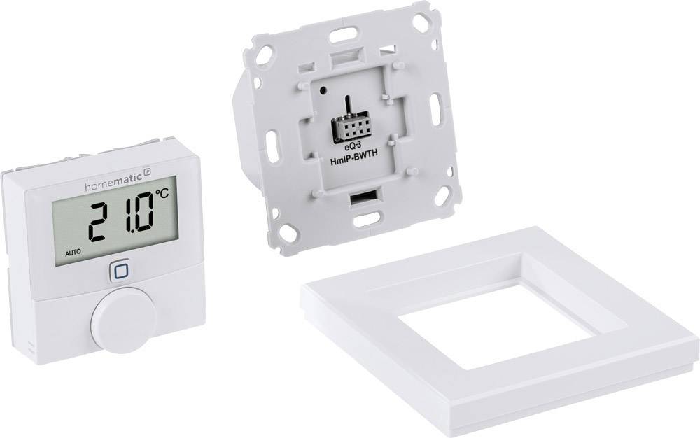 Raumthermostat mit Digitalanzeige zeigt 21,0 °C. Enthalten sind ein Wandmodul und ein Rahmen.