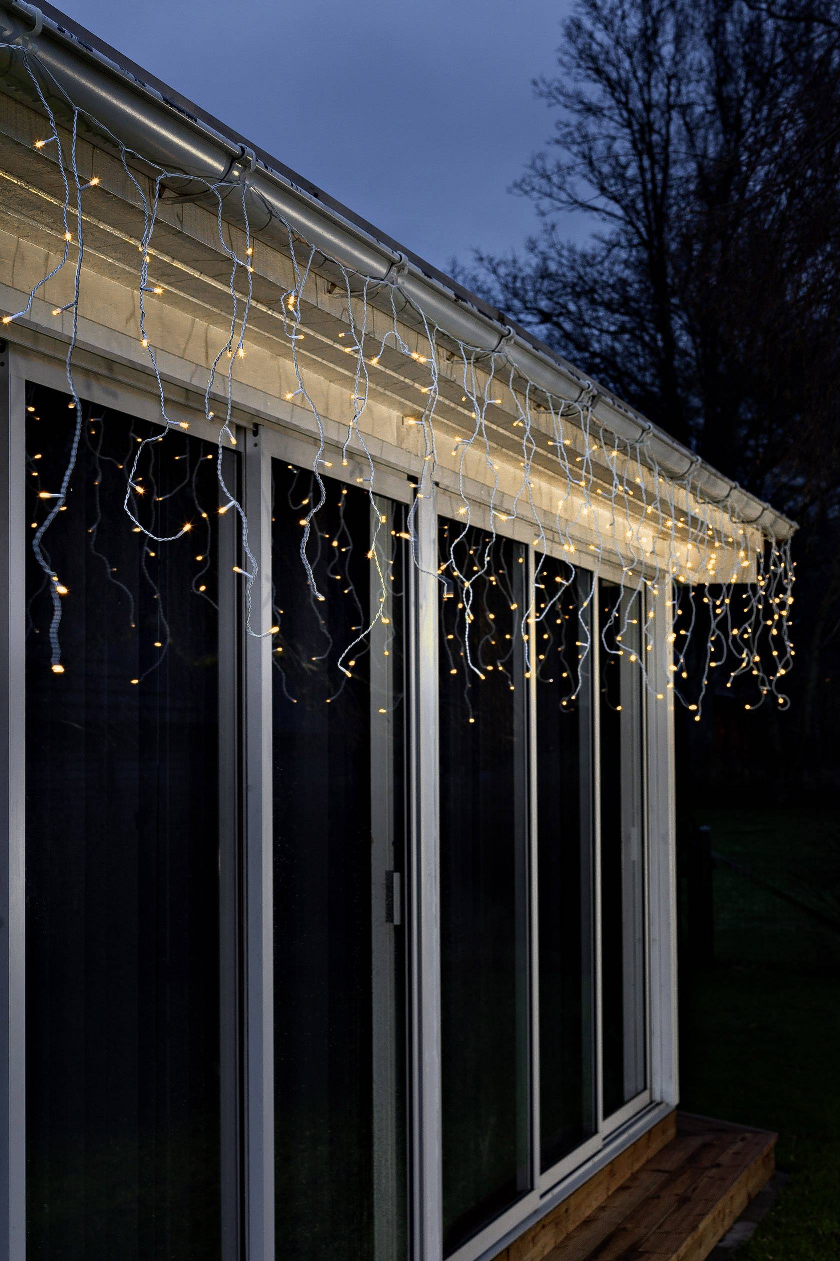 Konstsmide LED Lichtervorhang-Eisregen 24 V EEK: G (A - G) Lichtervorhang Bernstein