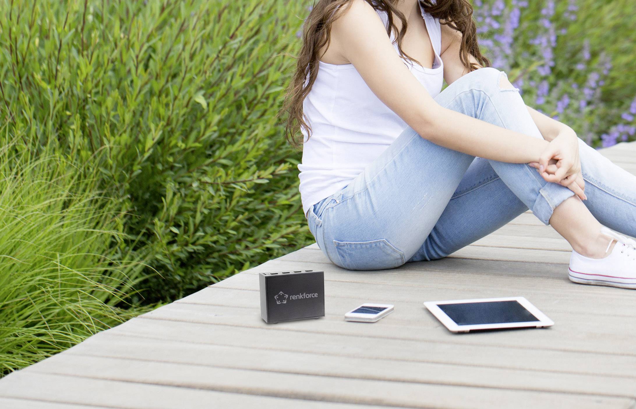 Renkforce BlackBox1 Bluetooth® Lautsprecher Freisprechfunktion, AUX Schwarz