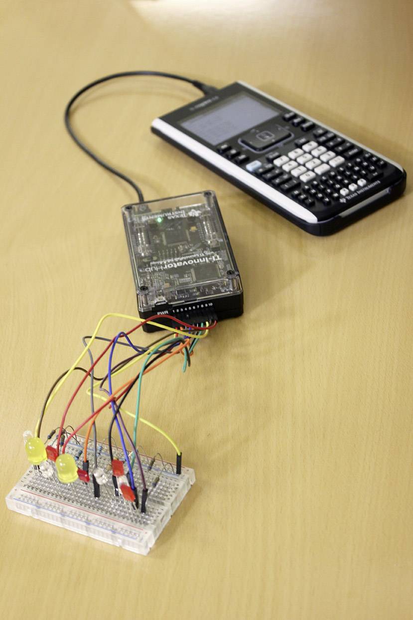 Texas Instruments TI-Innovator™ Hub Programmierbares I/O-Modul