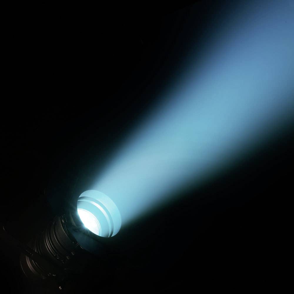 Cameo Theaterscheinwerfer TS 60W RGBW RGBW 60W Stufenloser Zoom, inkl. Farbfilter, inkl. Stroboskop