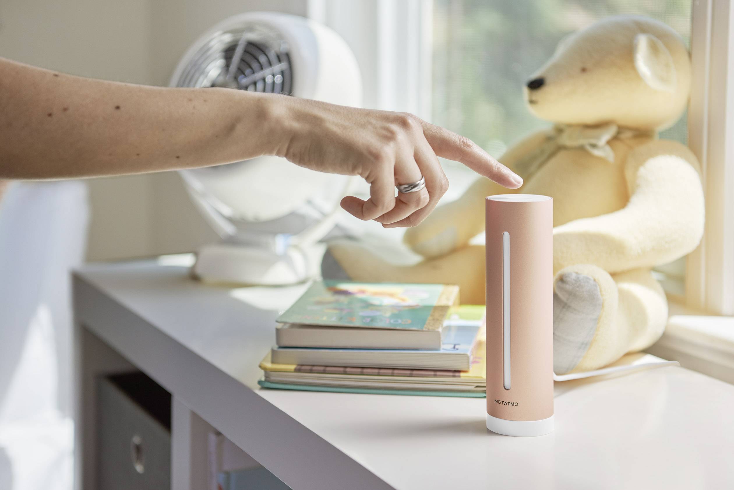 Netatmo Healthy Home Coach NE1020ZZ Thermo-/Hygrometer App basierend