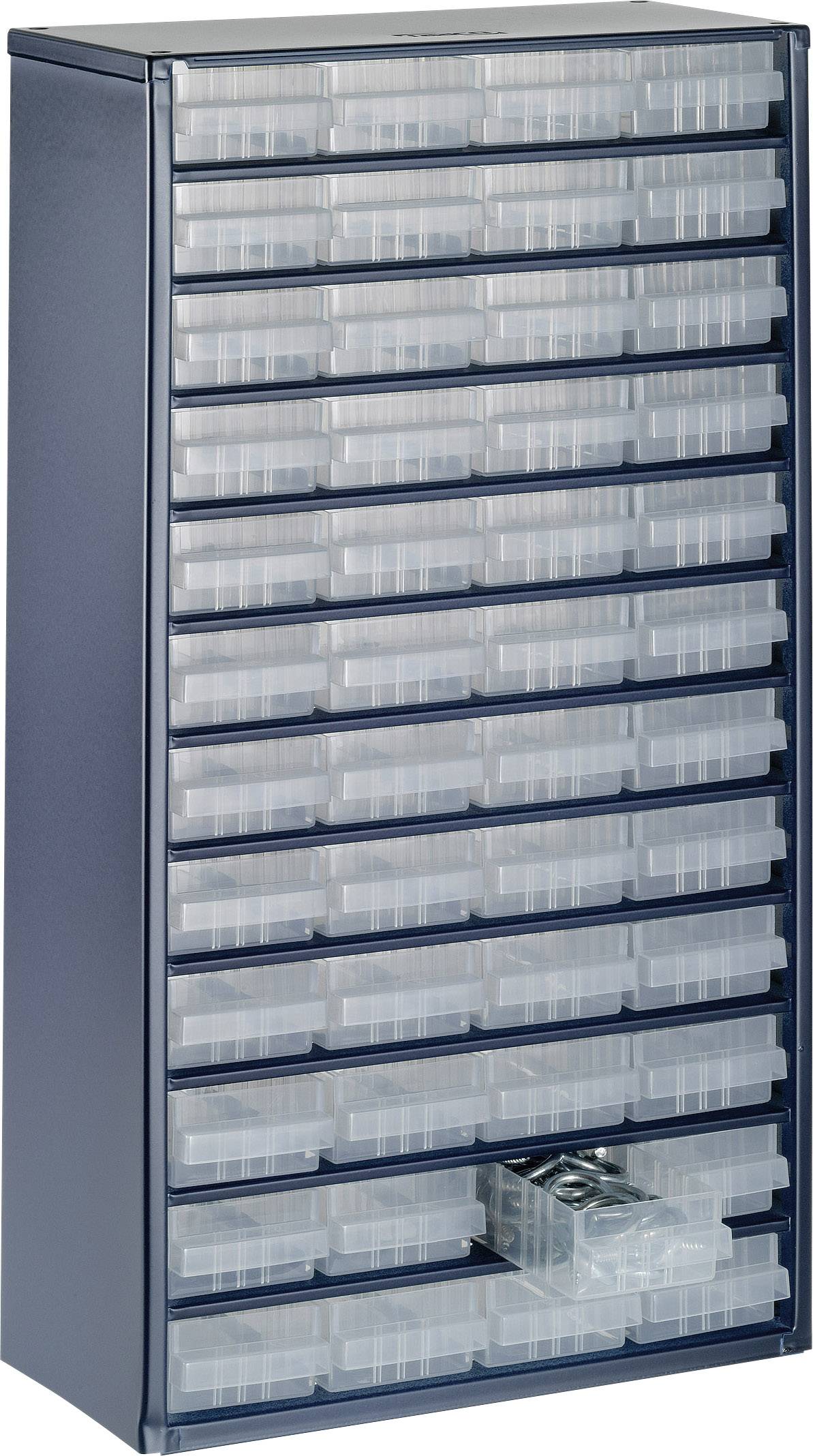 Ein blauer Schubladenschrank mit vielen kleinen, transparenten Schubladen, eine davon ist halb herausgezogen. Ideal zur Aufbewahrung von Kleinteilen.