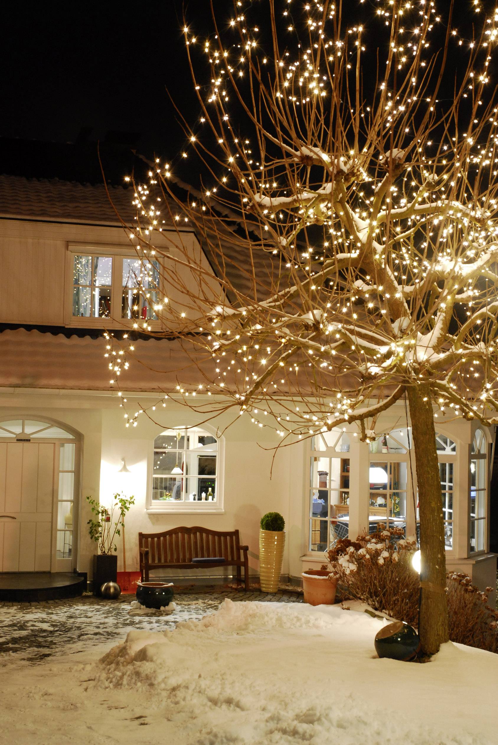 Konstsmide 6070-100 Mini-Lichterkette Außen EEK: E (A - G) netzbetrieben Anzahl Leuchtmittel 200 LED Warmweiß Beleuchtete Länge