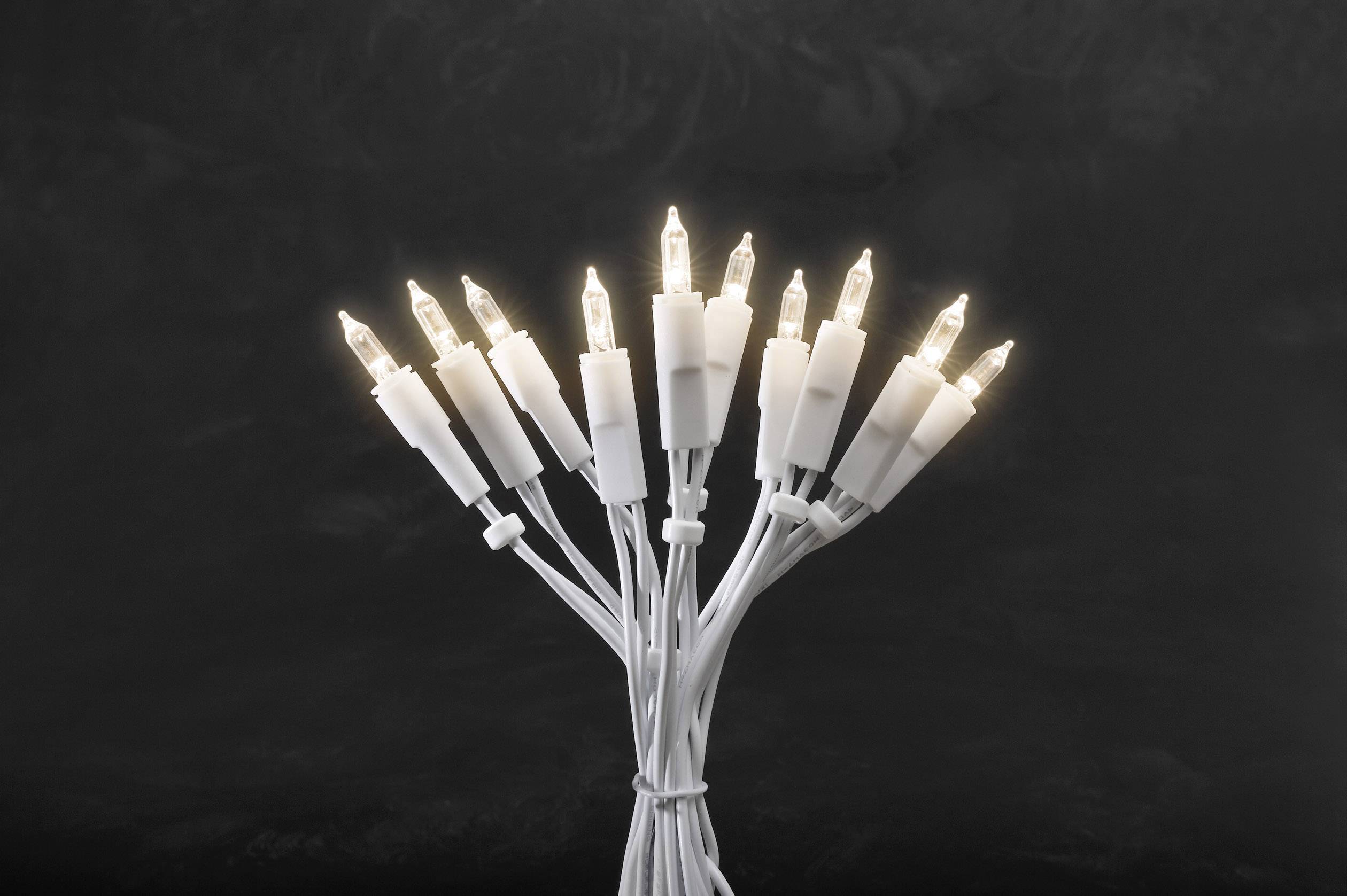 Konstsmide 6302-102 Mini-Lichterkette Innen EEK: G (A - G) netzbetrieben Anzahl Leuchtmittel 35 LED Warmweiß Beleuchtete Länge: 5.1 m