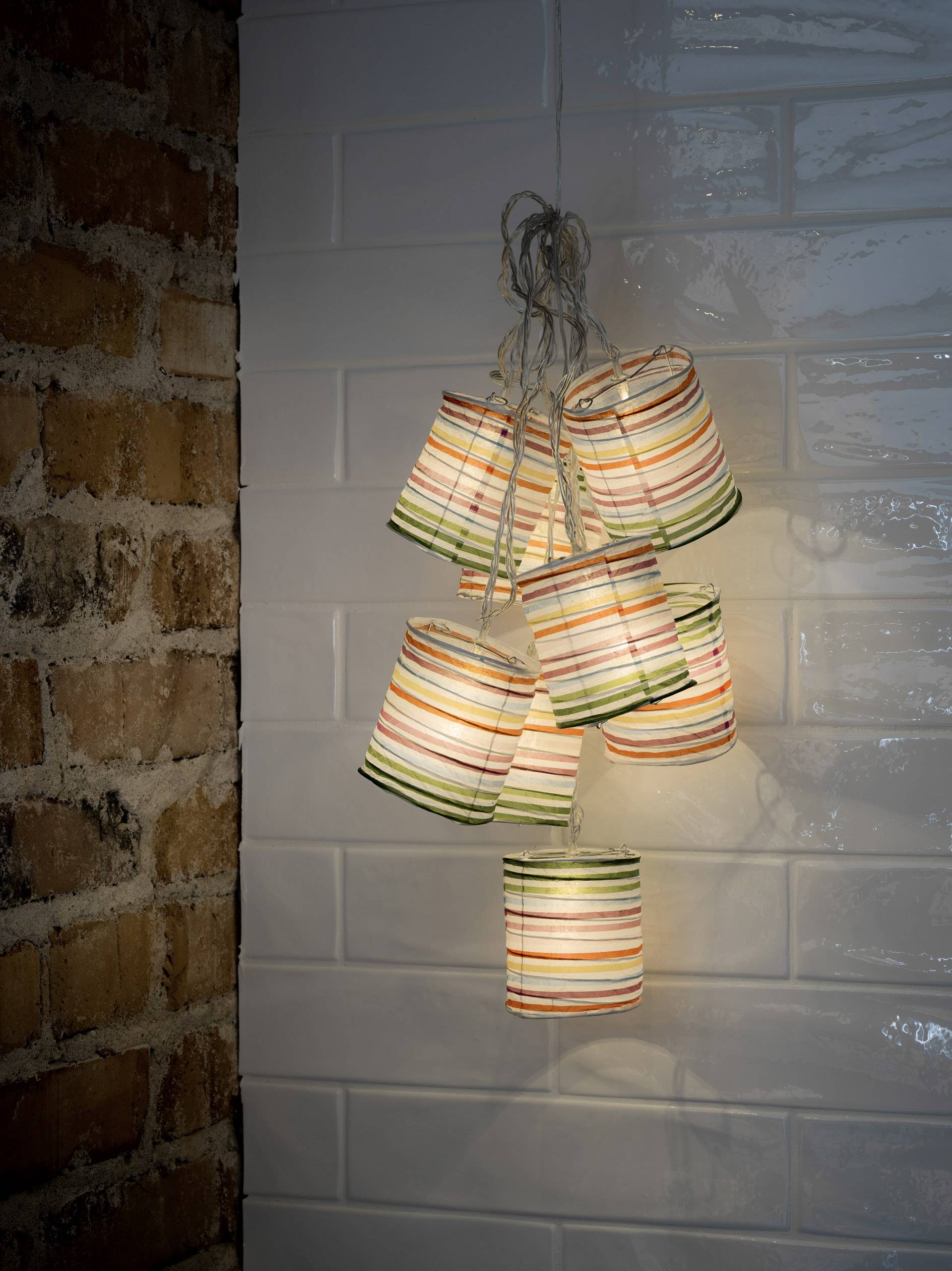 Konstsmide 1479-503 Motiv-Lichterkette Laterne Innen netzbetrieben Anzahl Leuchtmittel 16 LED Warmweiß Beleuchtete Länge: 3.5m