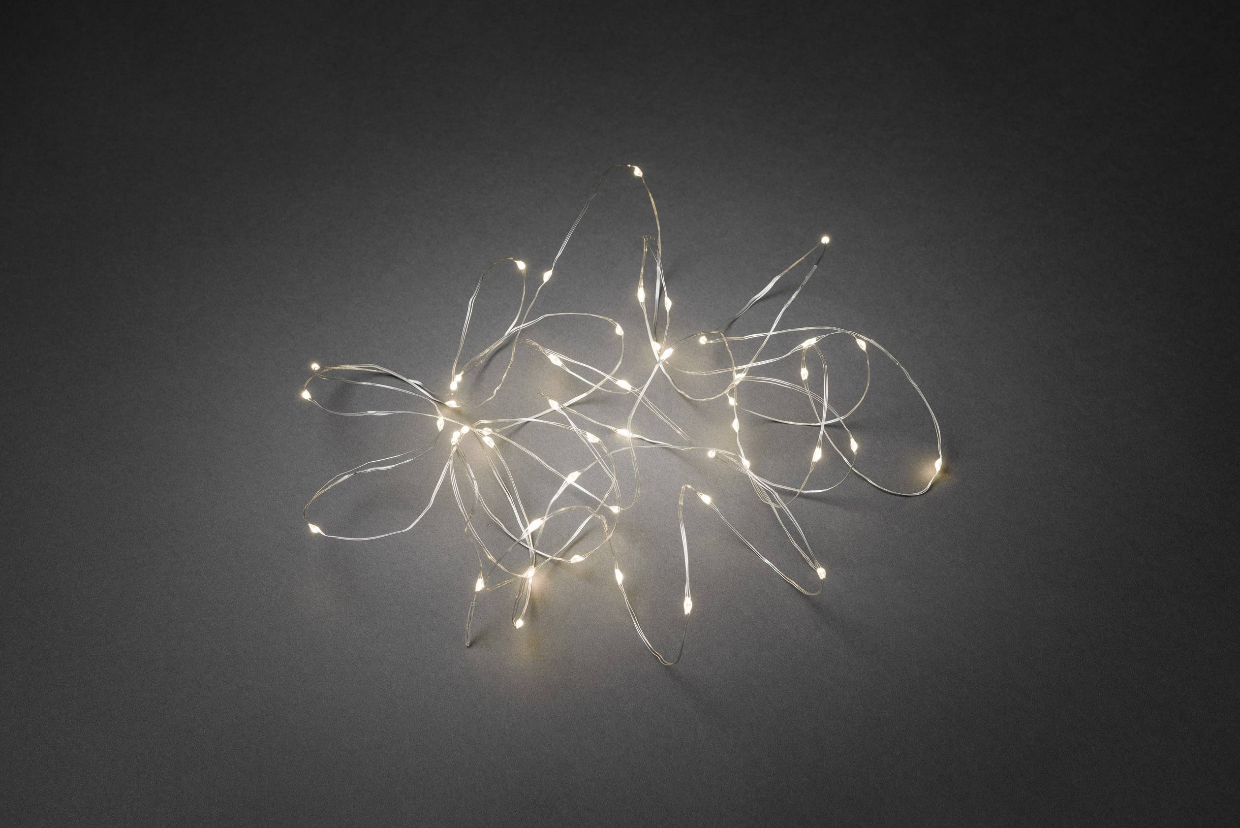 Konstsmide 6386-190 Motiv-Lichterkette Tropfen Innen EEK: G (A - G) netzbetrieben Anzahl Leuchtmittel 50 LED Warmweiß Beleuchtete Länge: 4.9 m