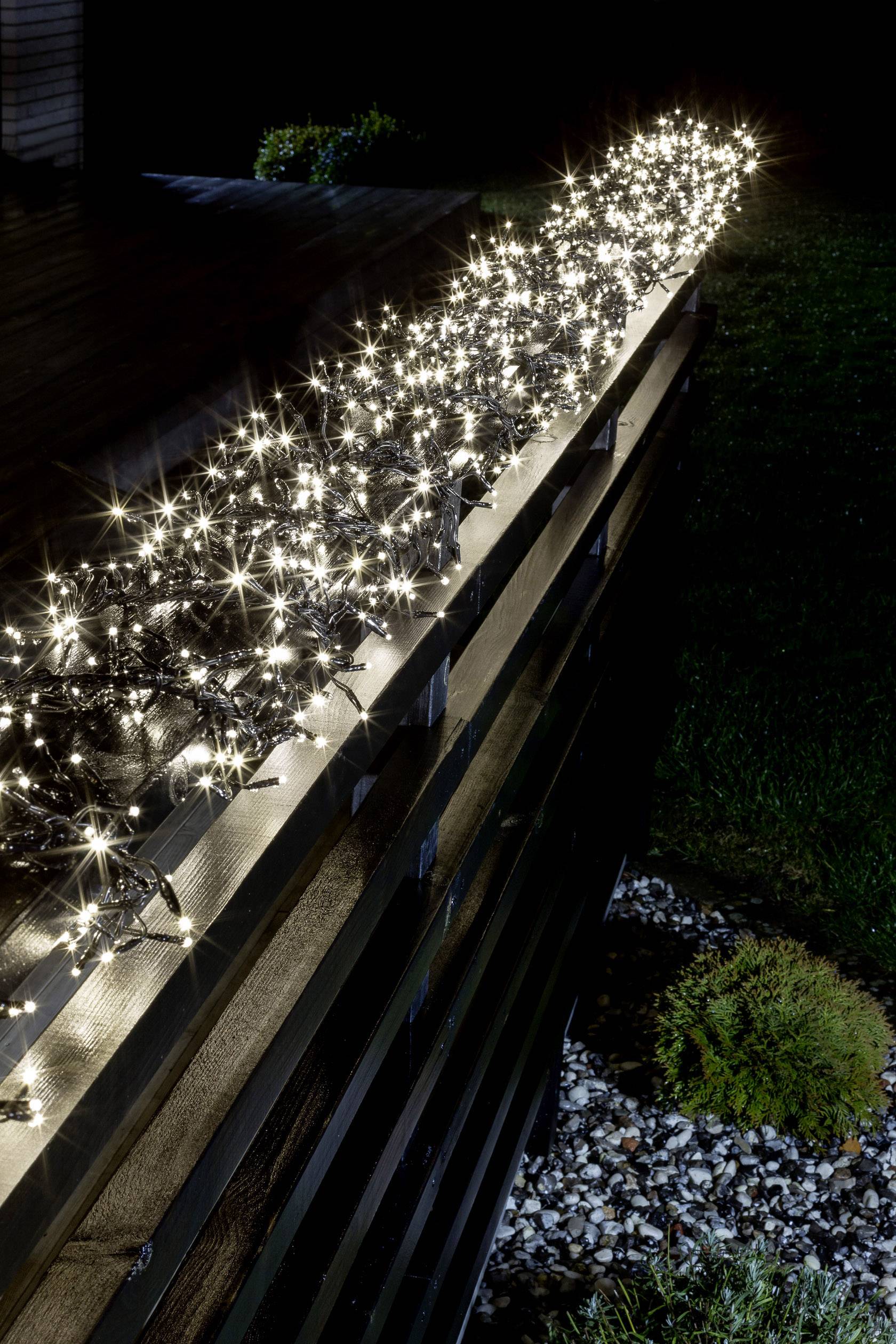 Konstsmide 3861-100 Büschellichterkette Außen EEK: F (A - G) netzbetrieben Anzahl Leuchtmittel 576 LED Warmweiß Beleuchtete Länge: 4.3 m