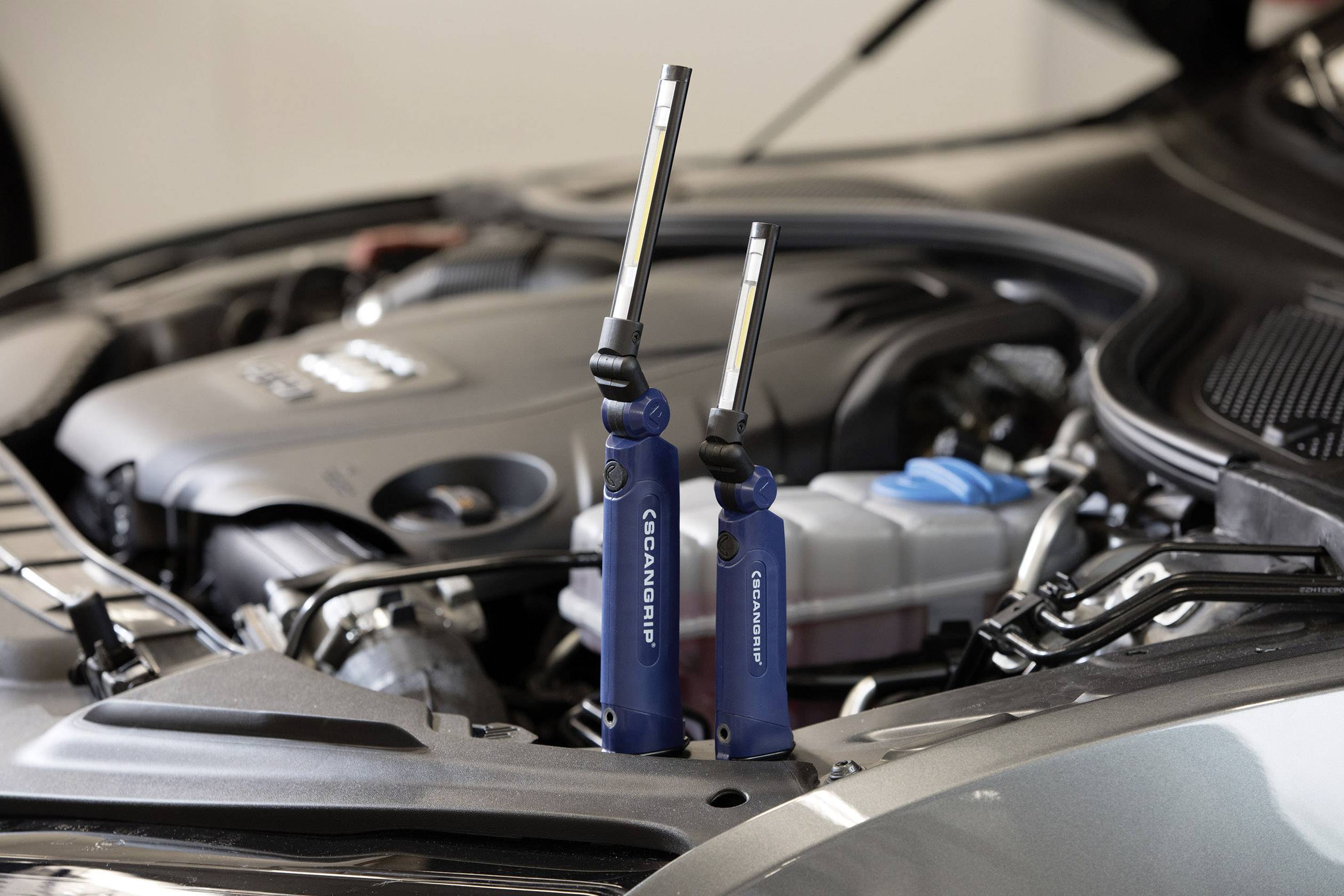 Slim LED Arbeitsleuchte, Taschenlampe akkubetrieben 500 lm