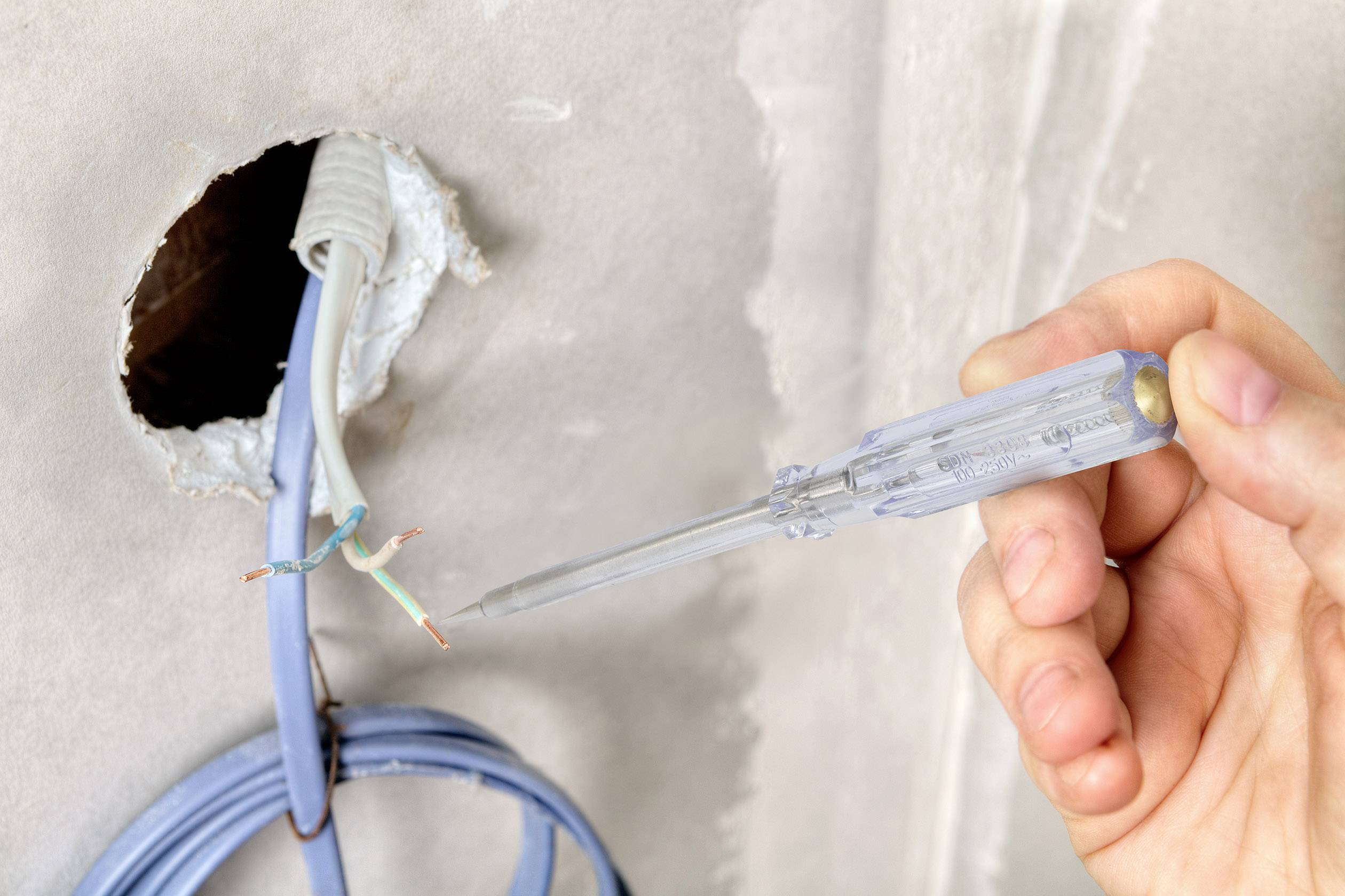 TOOLCRAFT Set 140 & 190mm Phasenprüfer Klingenbreite=3 mm, 4mm Klingenlänge=60 mm, 100mm Spannung (Bereich)=100 - 250 V/AC