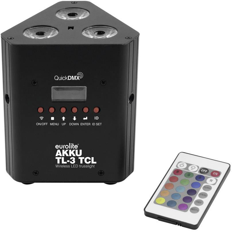 Schwarzer, dreieckiger LED-Lichtprojektor mit 'QuickDMX', Tasten und Display. Beiliegende Fernbedienung mit bunten Tasten für Steuerung.