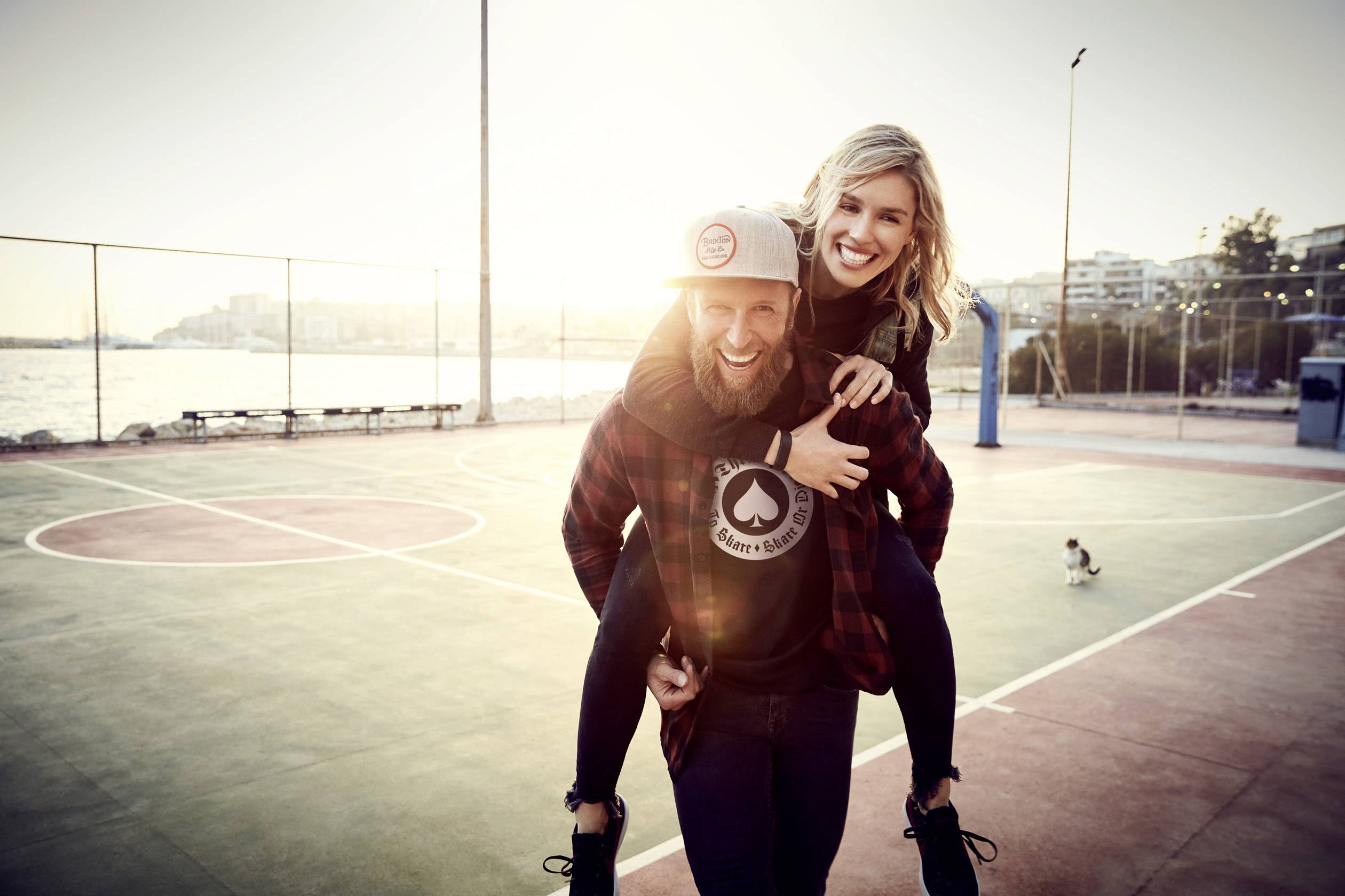 Garmin Vivosport Fitness-Tracker S Schwarz