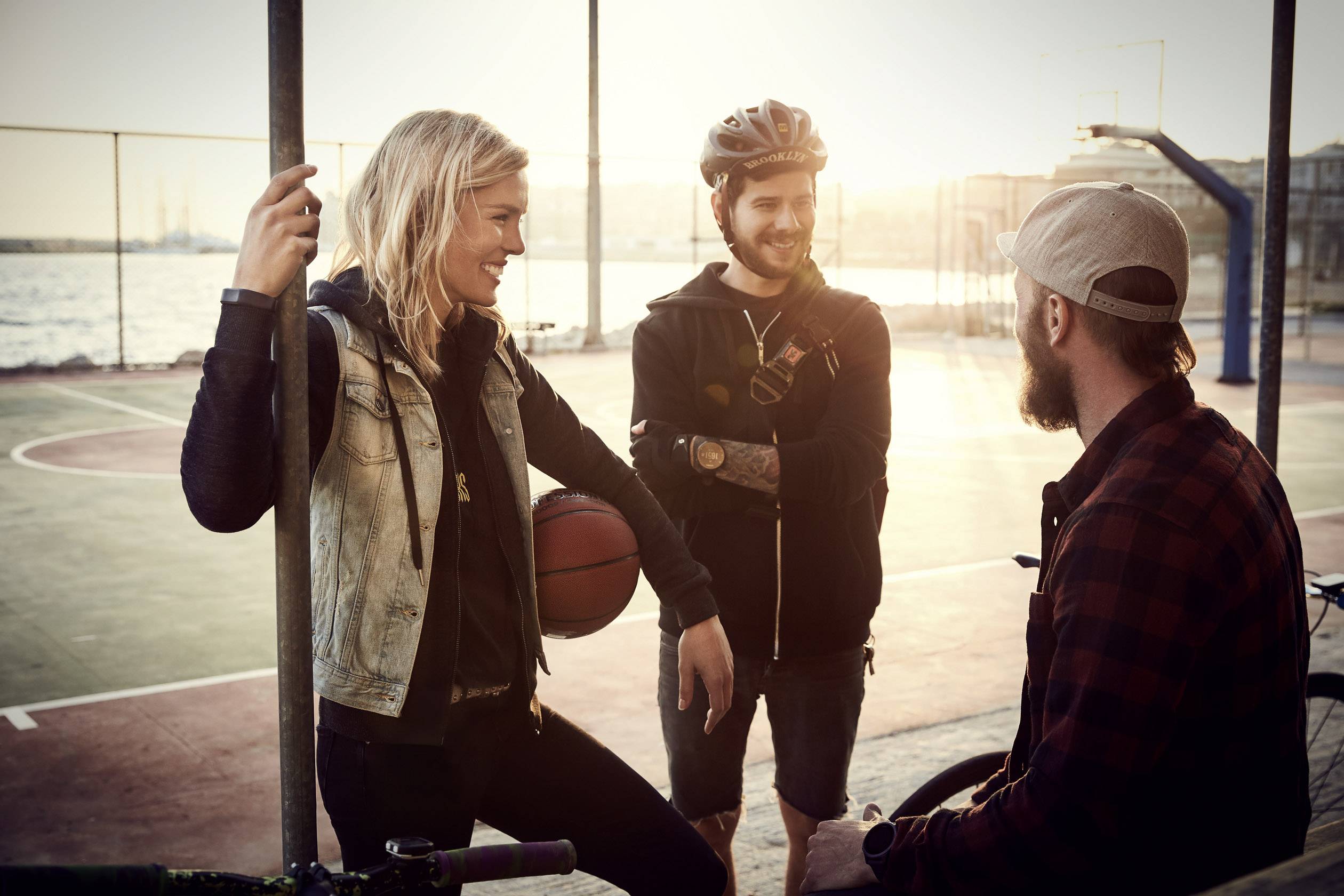 Garmin Vivosport Fitness-Tracker S Schwarz