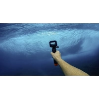 GoPro HERO 7 BLACK inkl. Super Suit und Handgriff Action Cam Full-HD, Wasserfest, Touch-Screen, 4K GoPro HERO 7 BLACK inkl. Super Suit und Handgriff Action Cam Full-HD, Wasserfest, Touch-Screen, 4K