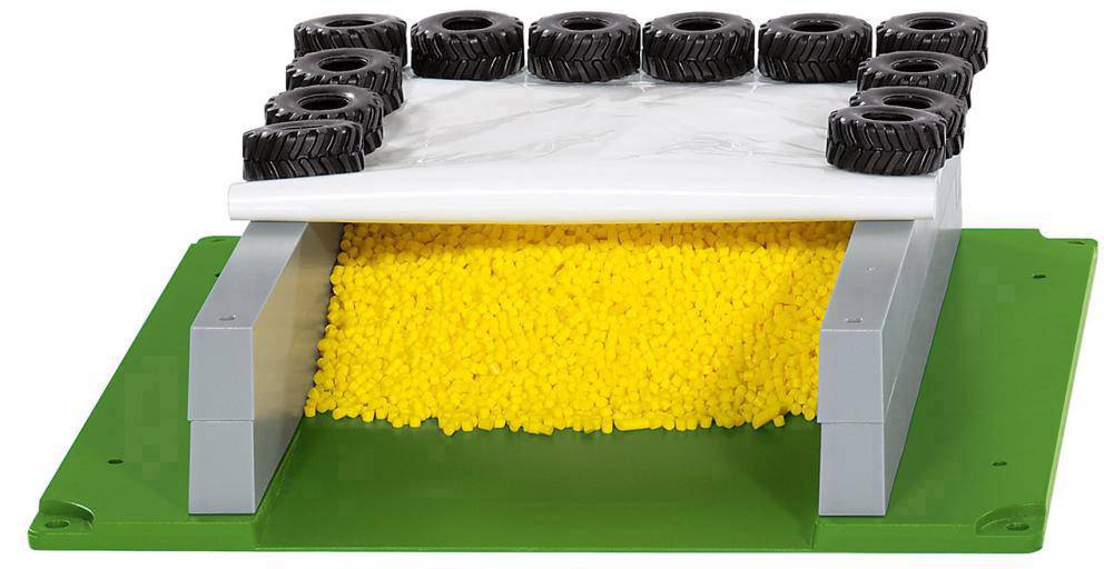 SIKU Spielwaren Fahrsilo mit Plane und Reifen 5606