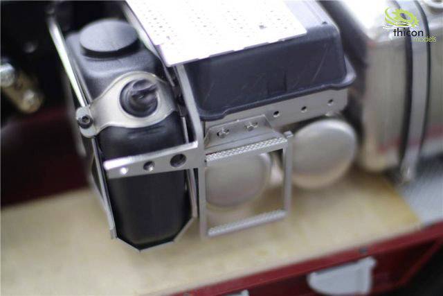 Thicon Models 50115 1:14 Abdeckblech 1St.