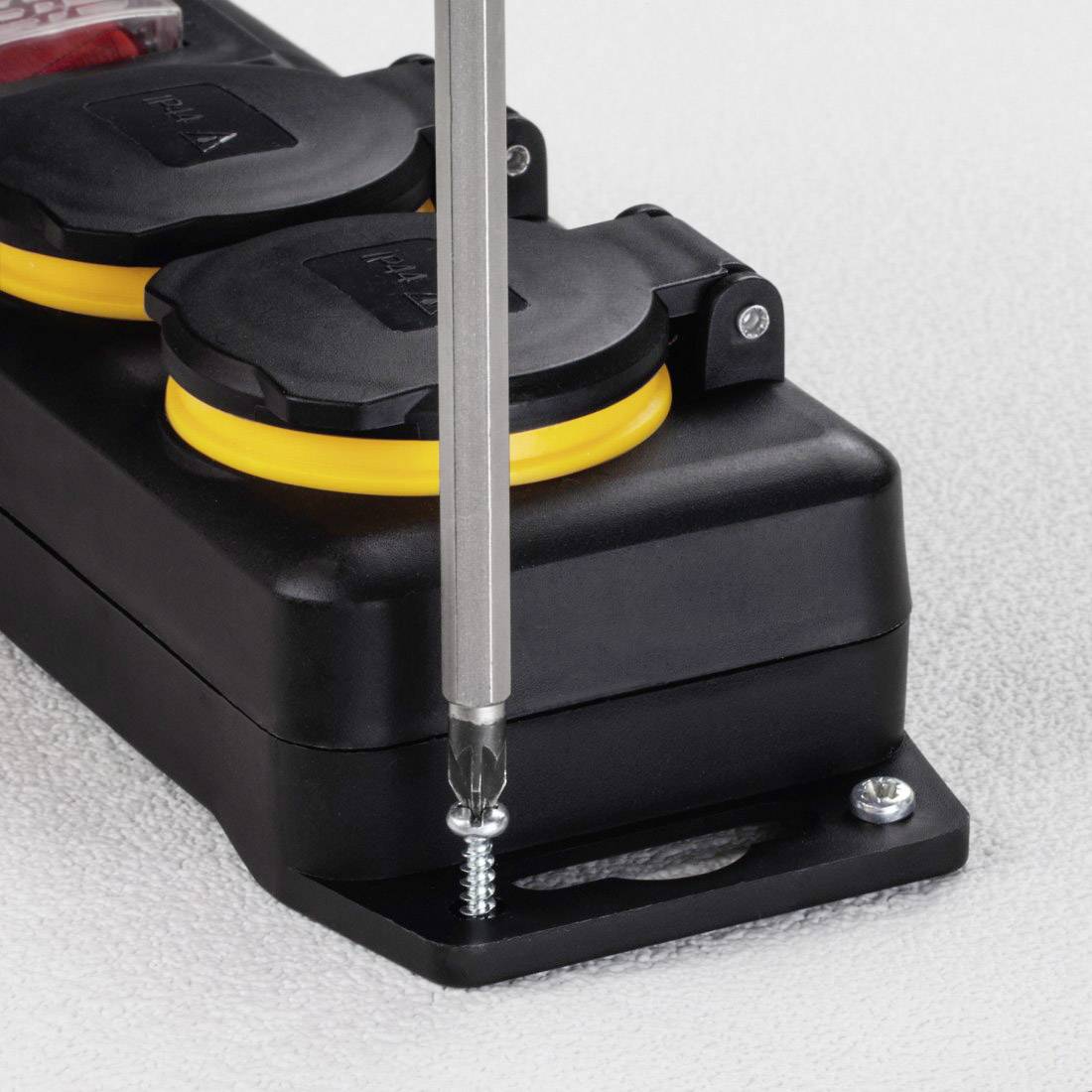 Hama 137284 Steckdosenleiste mit Schalter 4fach Schwarz Schutzkontakt 1 St.