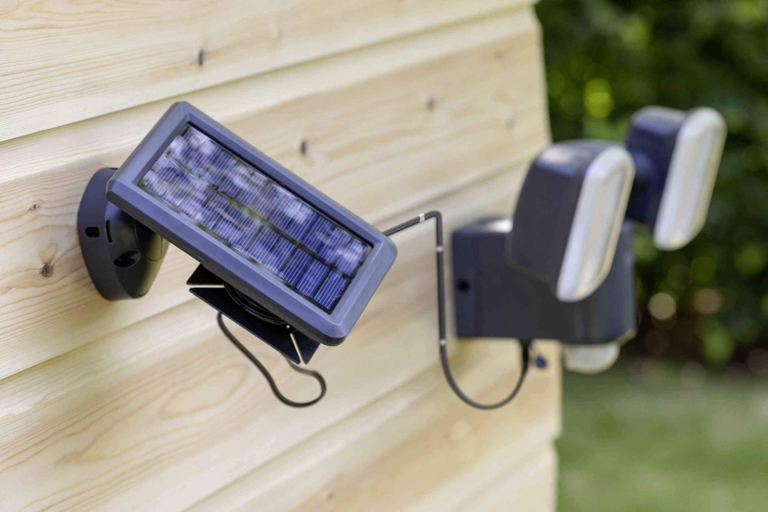 GP Lighting RF4.1H 810SAFEGUARDRF4.1H Solar-Spot mit Bewegungsmelder Neutralweiß Schwarz