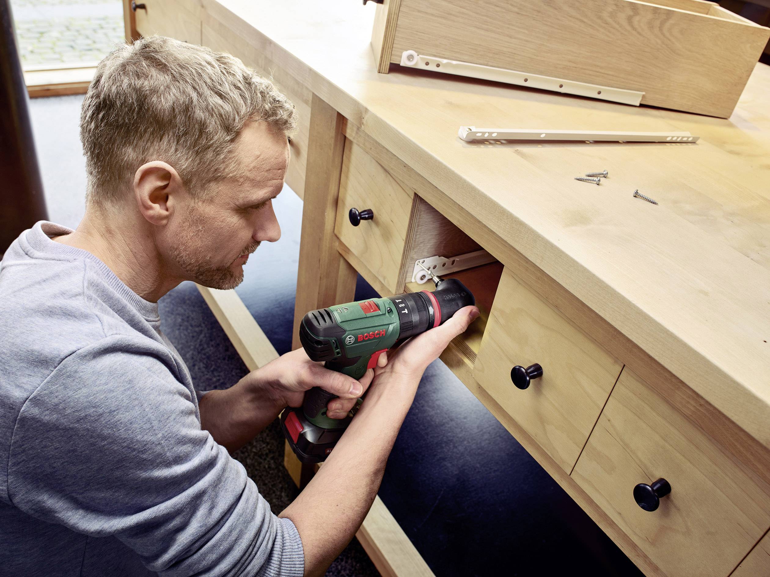 Bosch Home and Garden AdvancedImpact 18 2-Gang-Akku-Schlagbohrschrauber inkl. Koffer, inkl. 2. Akku