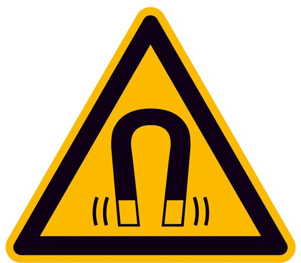 Warnzeichen vor starkem Magnetfeld, dargestellt durch ein Hufeisenmagnet-Symbol in einem gelben Dreieck.