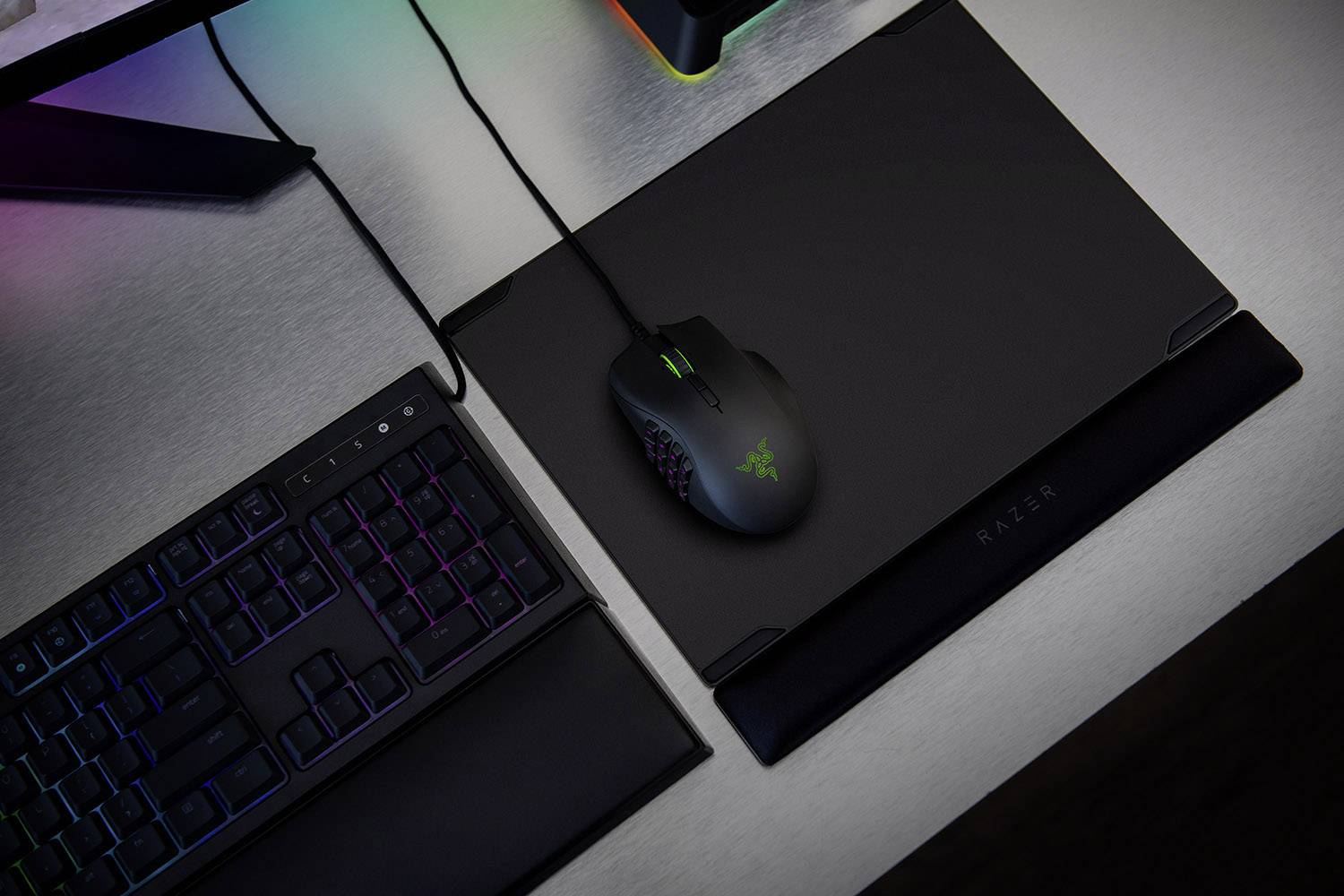 RAZER Naga Trinity Ergonomische Gaming-Maus USB Optisch Schwarz 19 Tasten 16000 dpi Beleuchtet, Ergonomisch