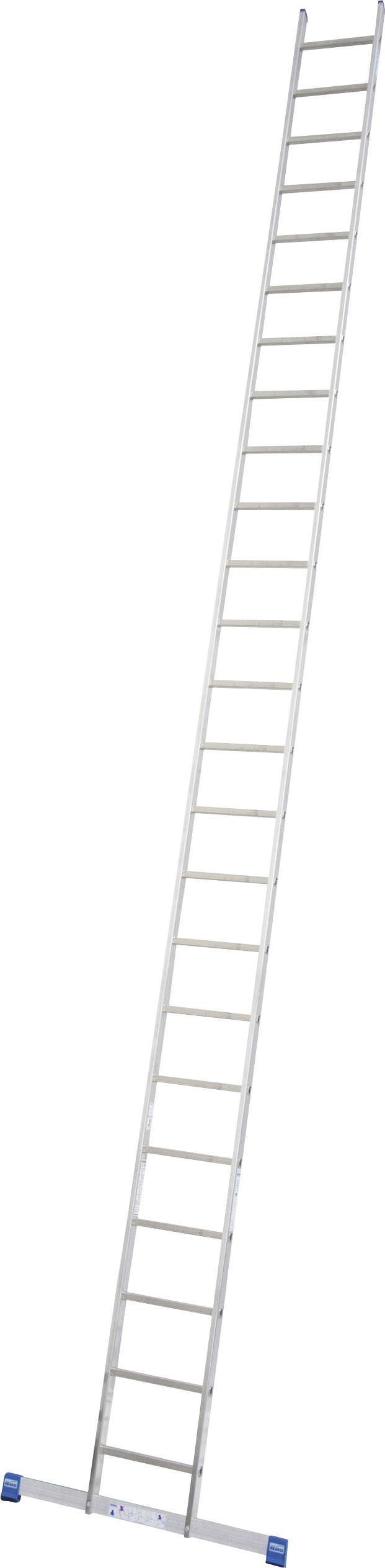 Eine lange Aluminiumleiter mit 18 Sprossen, die sich schräg nach oben erstreckt, vor weißem Hintergrund.