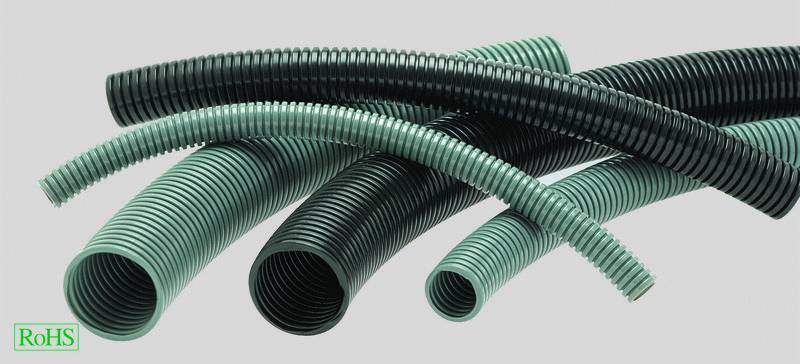 Flexible Kabelschutzschläuche in verschiedenen Größen und Farben, symbolisieren Schutz und Flexibilität, mit 'RoHS'-Kennzeichnung.