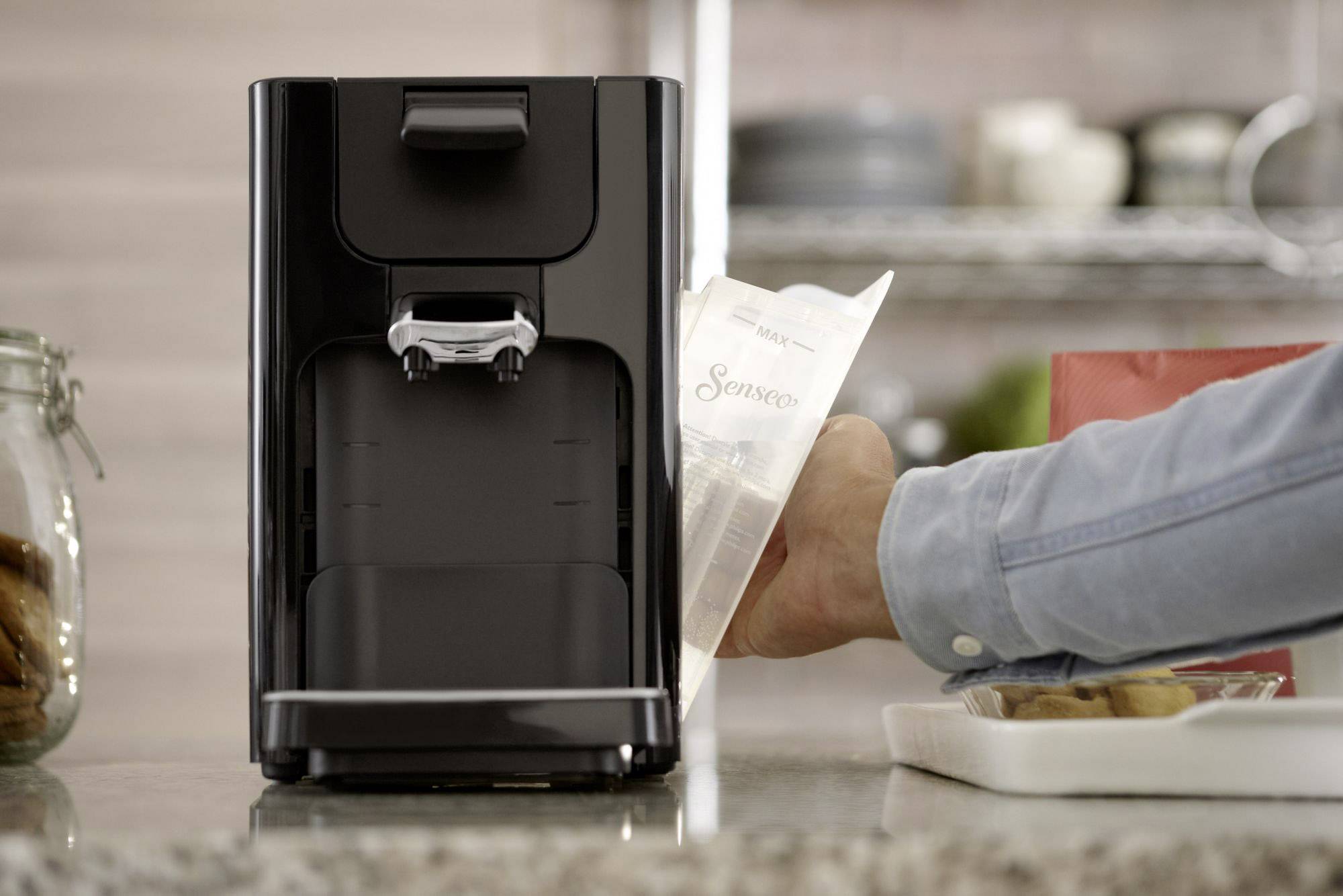 SENSEO® HD7865/60 HD7865/60 Kaffeepadmaschine Schwarz Höhenverstellbarer Kaffeeauslauf