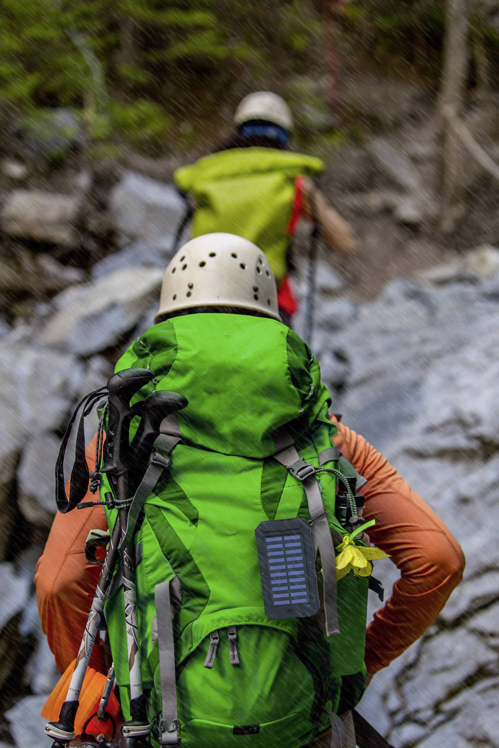 Goobay Outdoor 8.0 49216 Solar-Ladegerät Ladestrom Solarzelle 200 mA 8000 mAh