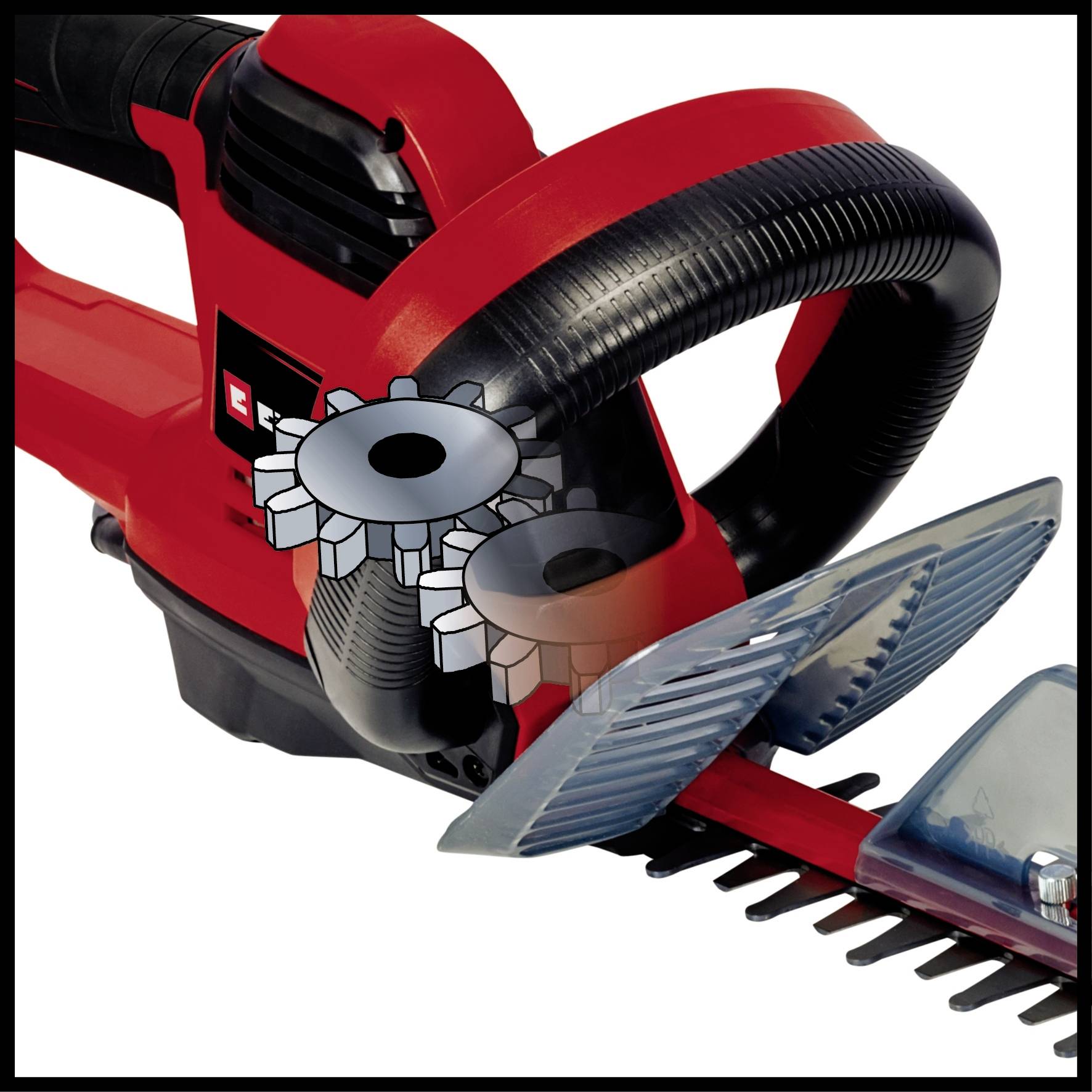Ein rot-schwarzer elektrischer Heckentrimmer mit ergonomischem Griff und Schutzschild über den Klingen, seitlich von einer Grafik überlagert.