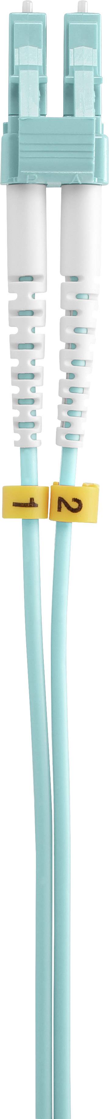 Lichtwellenleiterkabel mit zwei blauen Steckverbindern und gelben Etiketten mit Pfeilen, die Aufwärts- und Abwärtsrichtung anzeigen.