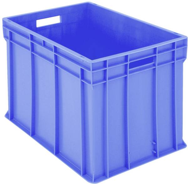Blaue Kunststoffkiste mit offenen Griffen an den Seiten, geeignet für Lagerung oder Transport von Gegenständen in industrieller Umgebung.